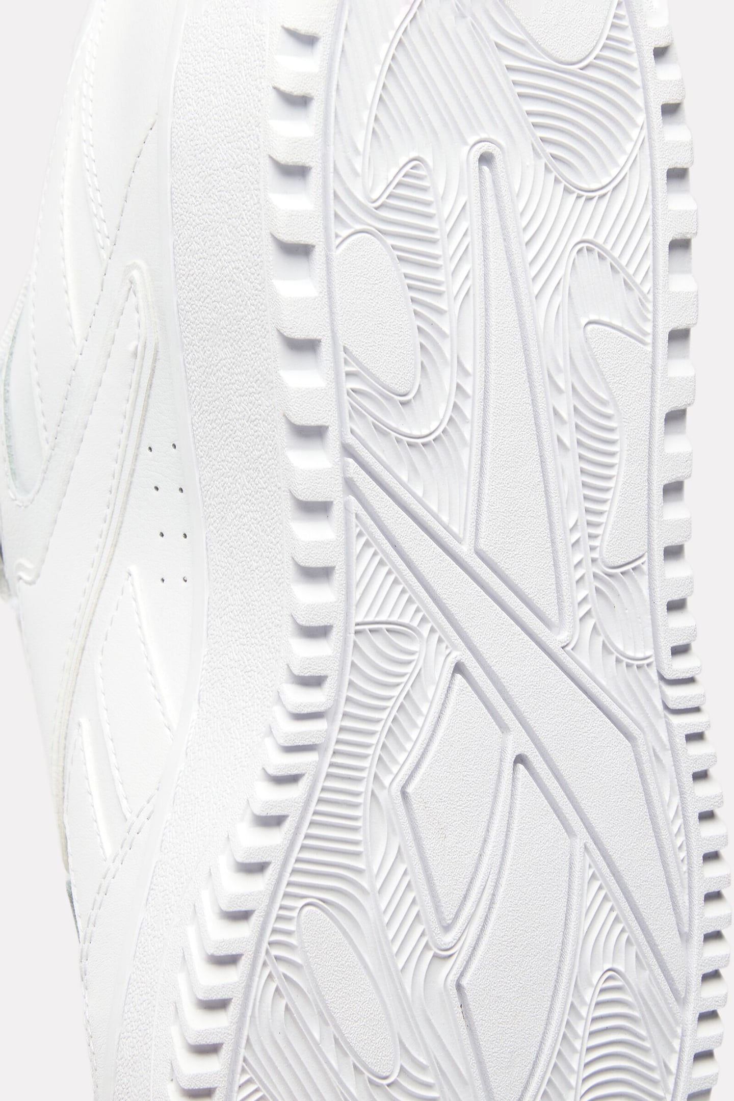 UNISEX ATR CHILL SHOES 9