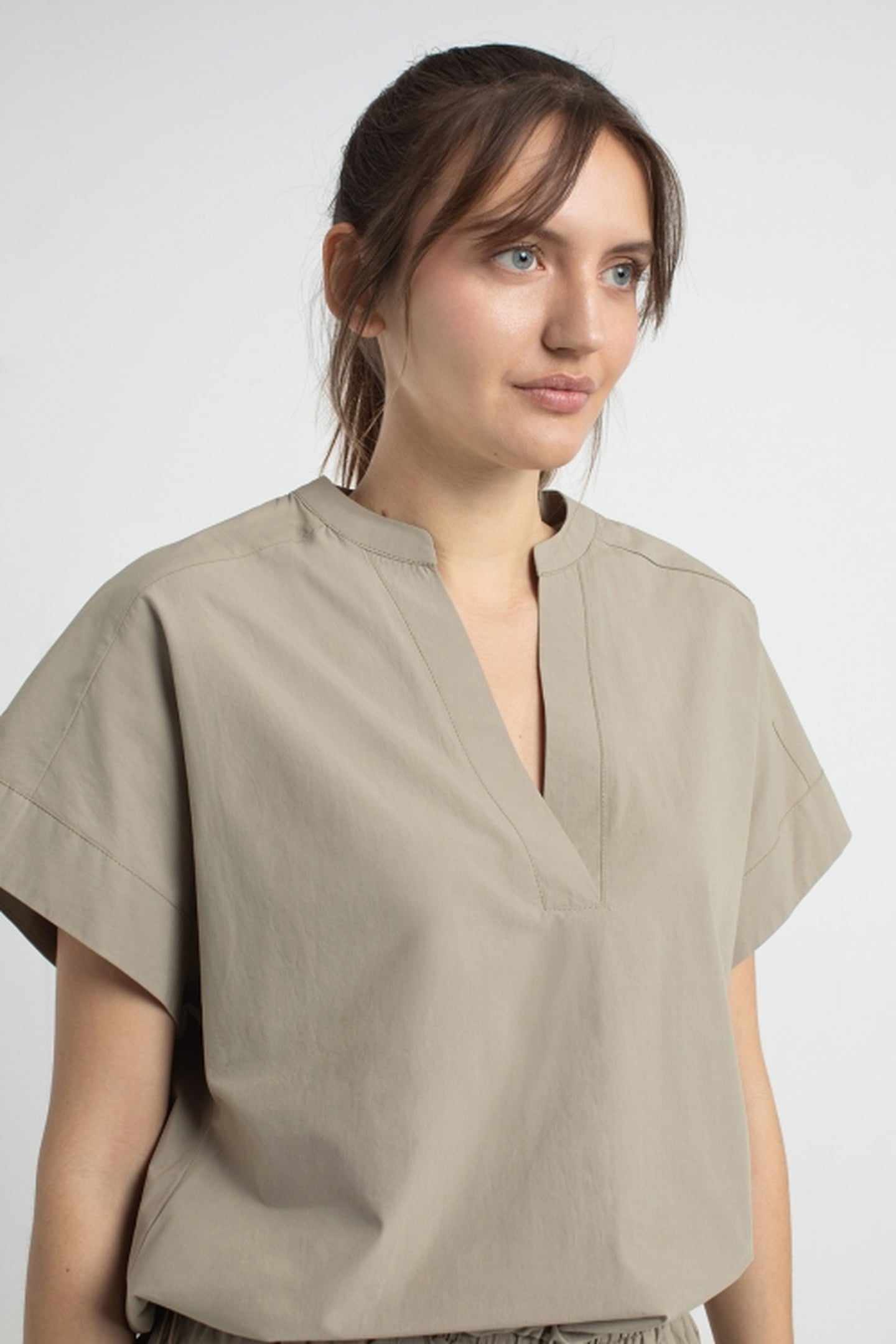 JUNE BLOUSE LIGHT OLIVE 4