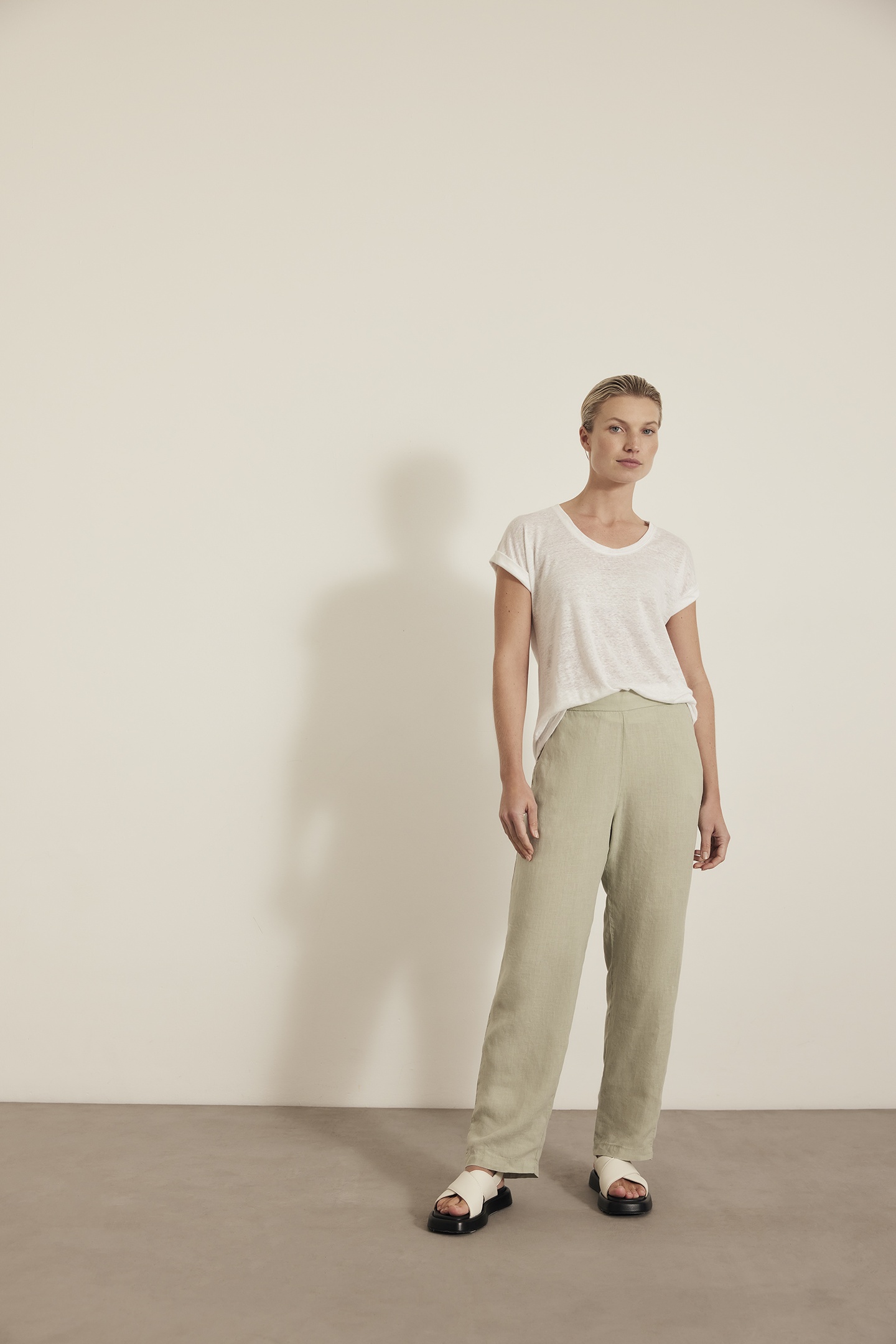 ELIANE T SHIRT WHITE 2