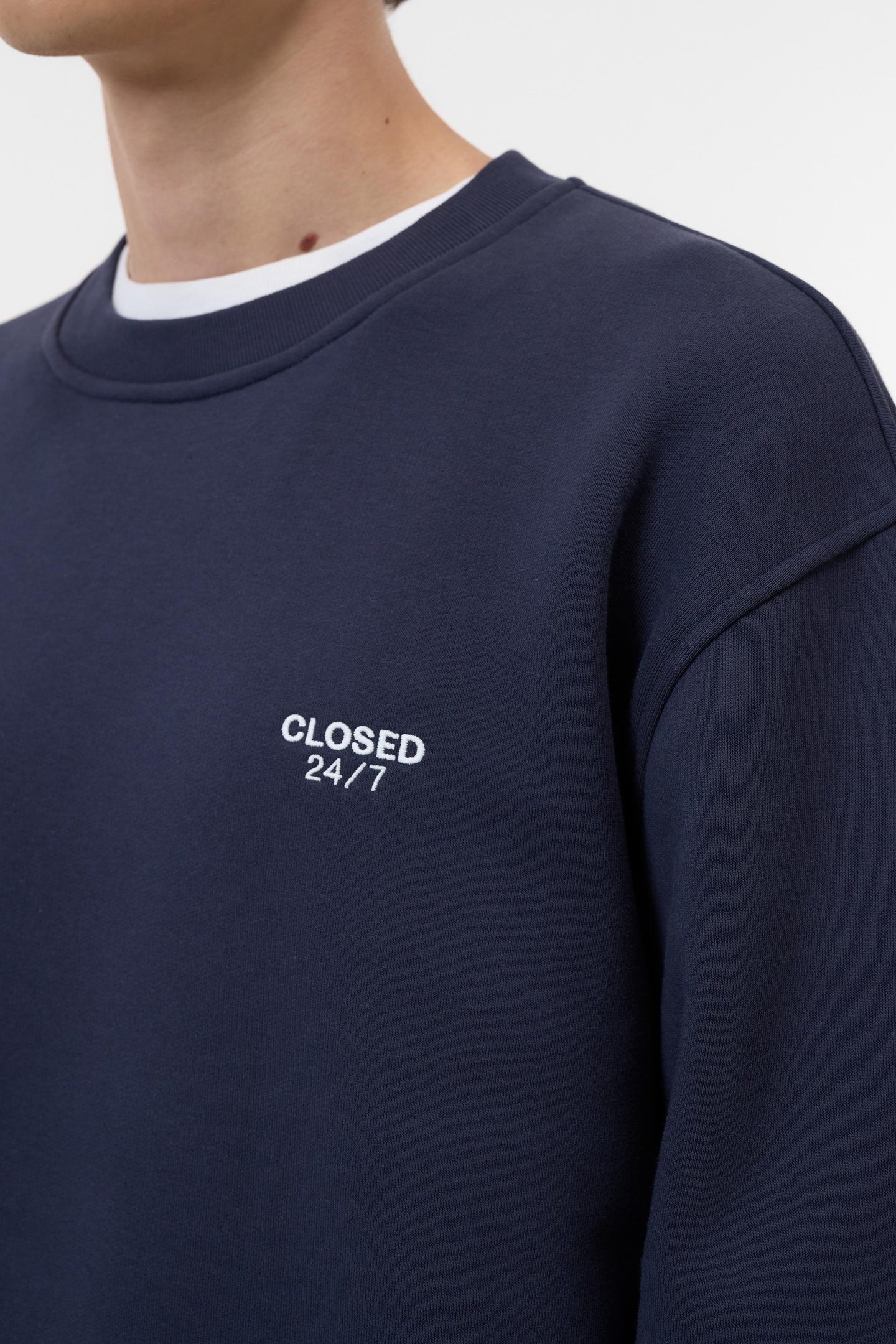 CREW SWEATSHIRT SWEATSHIRTS DARK NIGHT 6