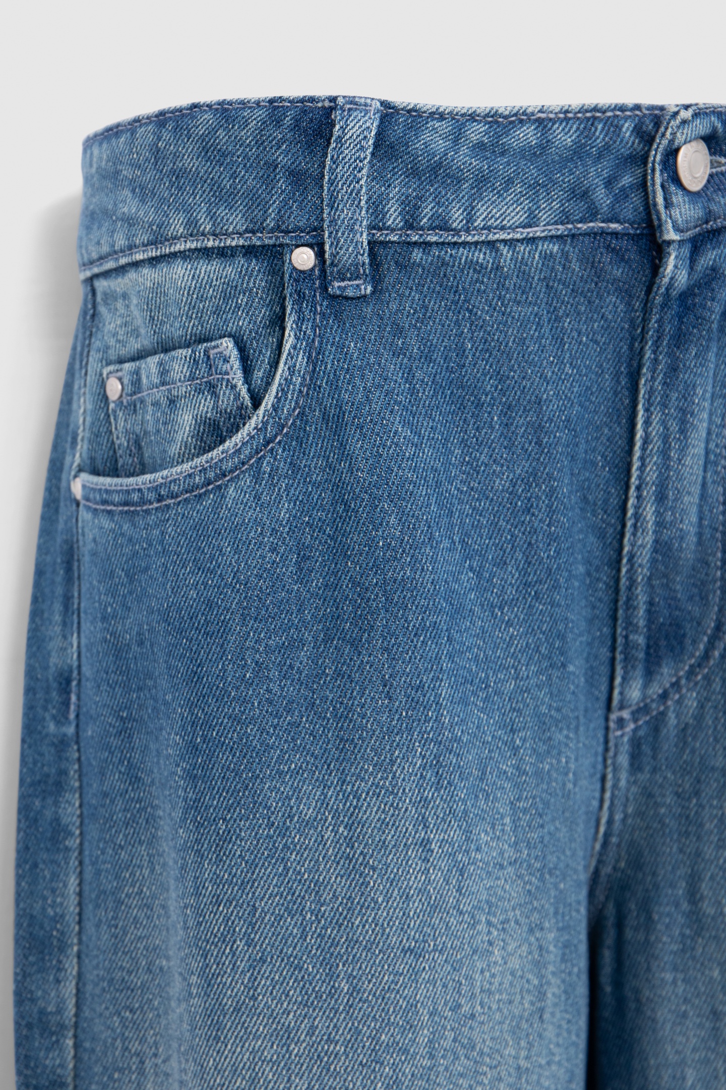 HIGH-WAISTED WIDE-LEG DENIM 8