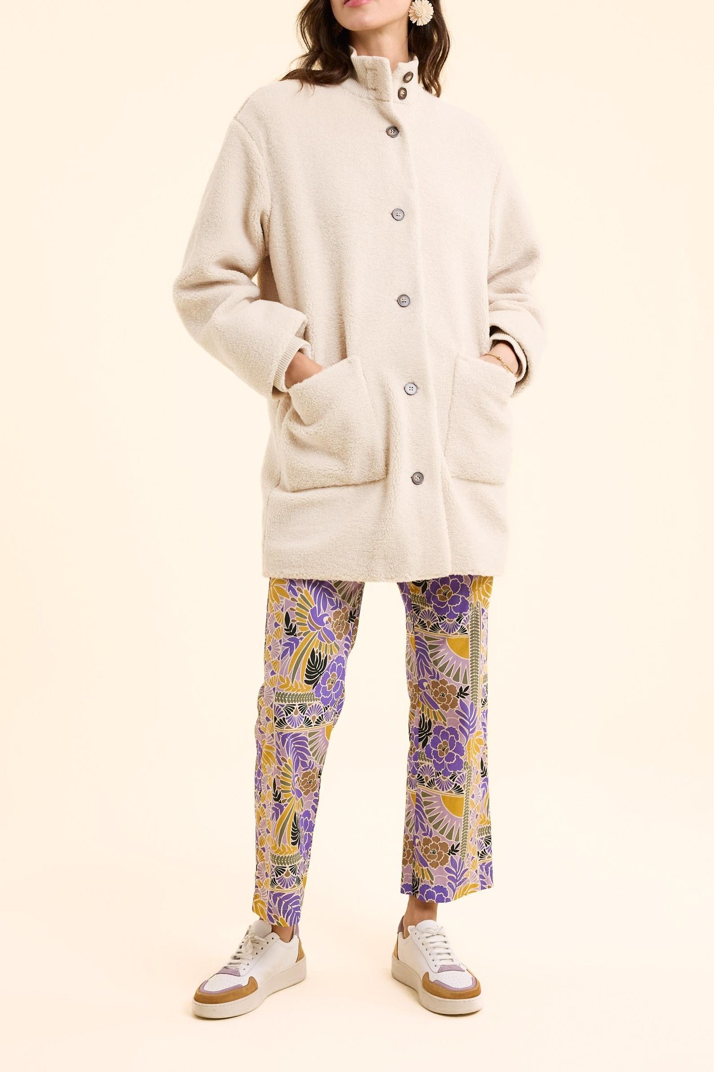 ECRU SHERPA STAND-UP COLLAR COAT ECRU 3