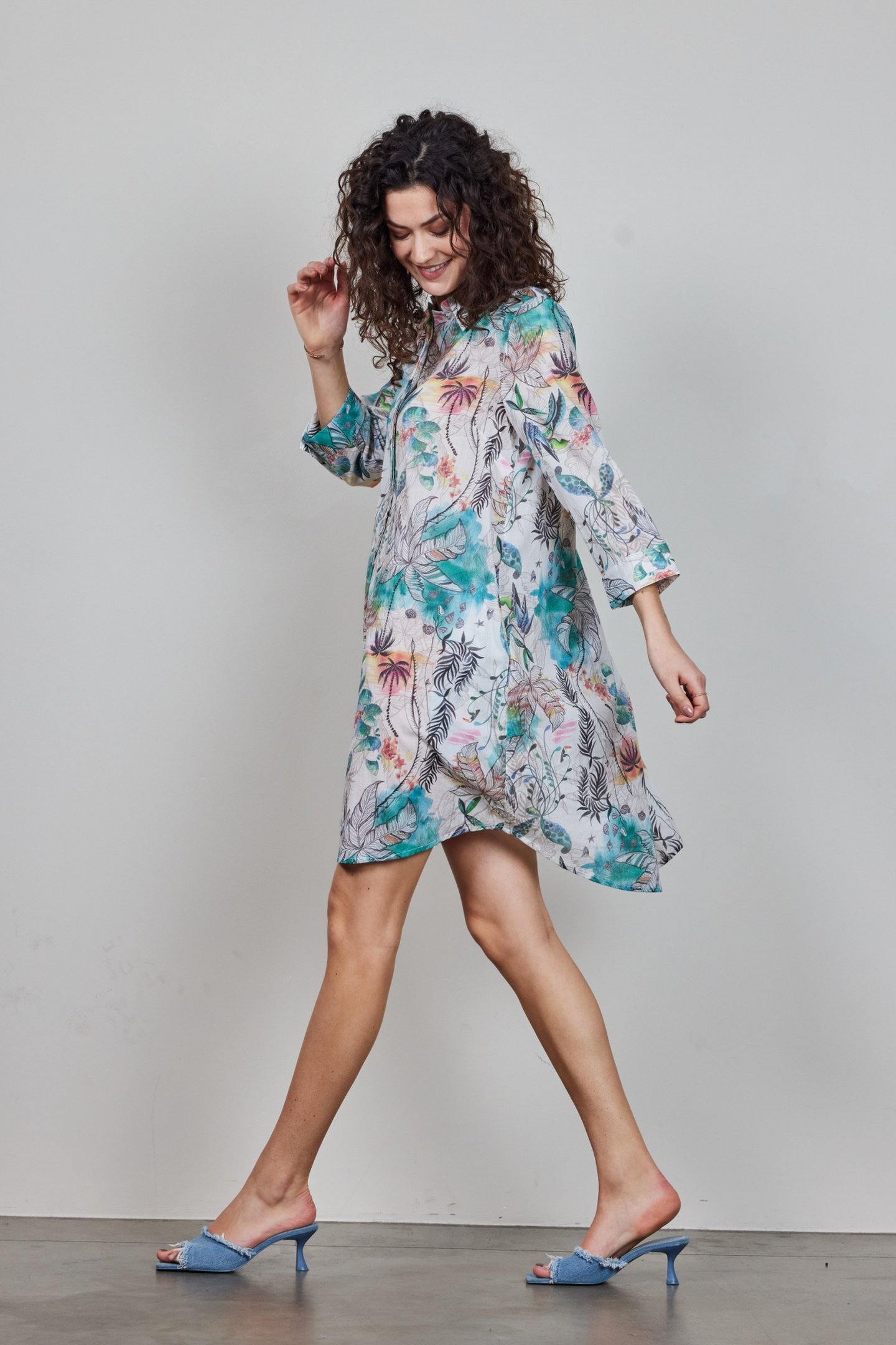 TUNIC FLORA IN OFFWHITE WITH PALM FESTIVAL PRINT 7