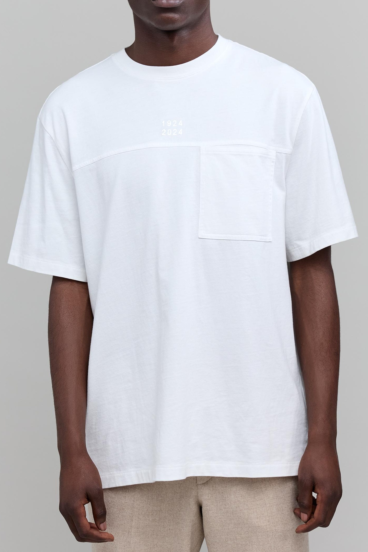 WHITE ORGANIC COTTON T-SHIRT WITH EMBROIDERED DATES 2