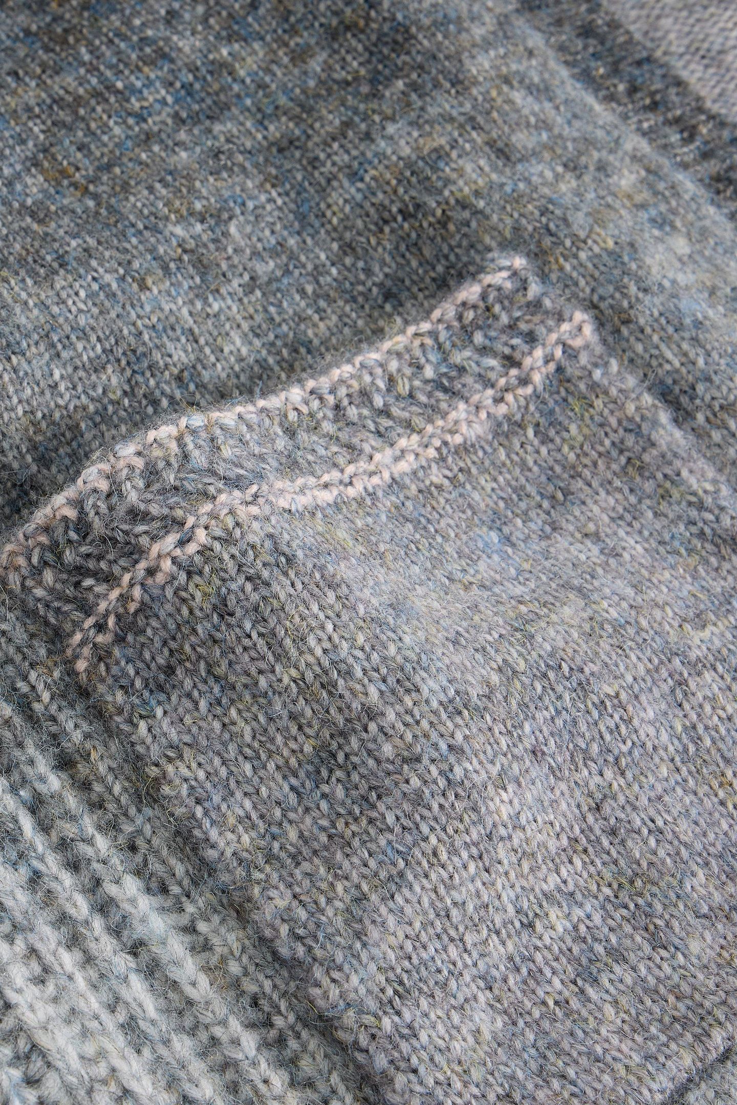 LILBET CARDI GREY MULTI 5