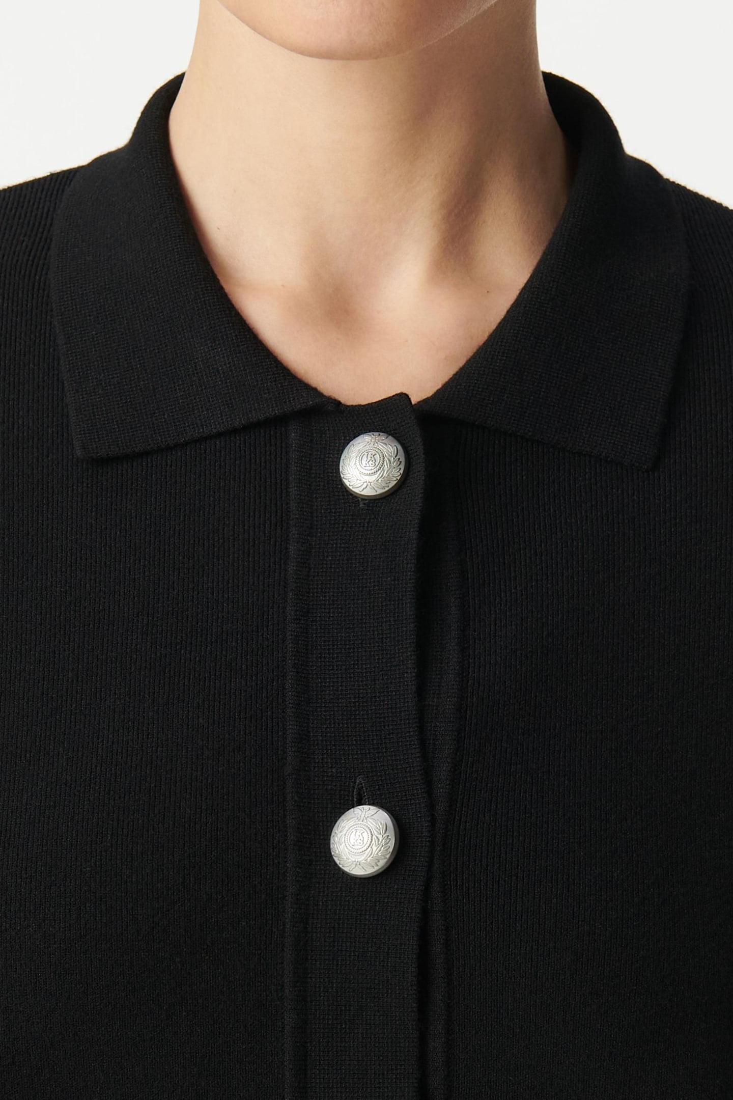 BLACK LOOSE KNIT CARDIGAN ENGRAVED METAL BUTTONS 5