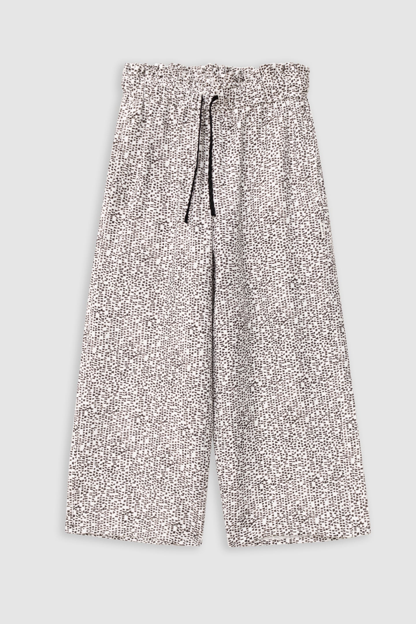 BLACK GRAPHIC PANTS 1