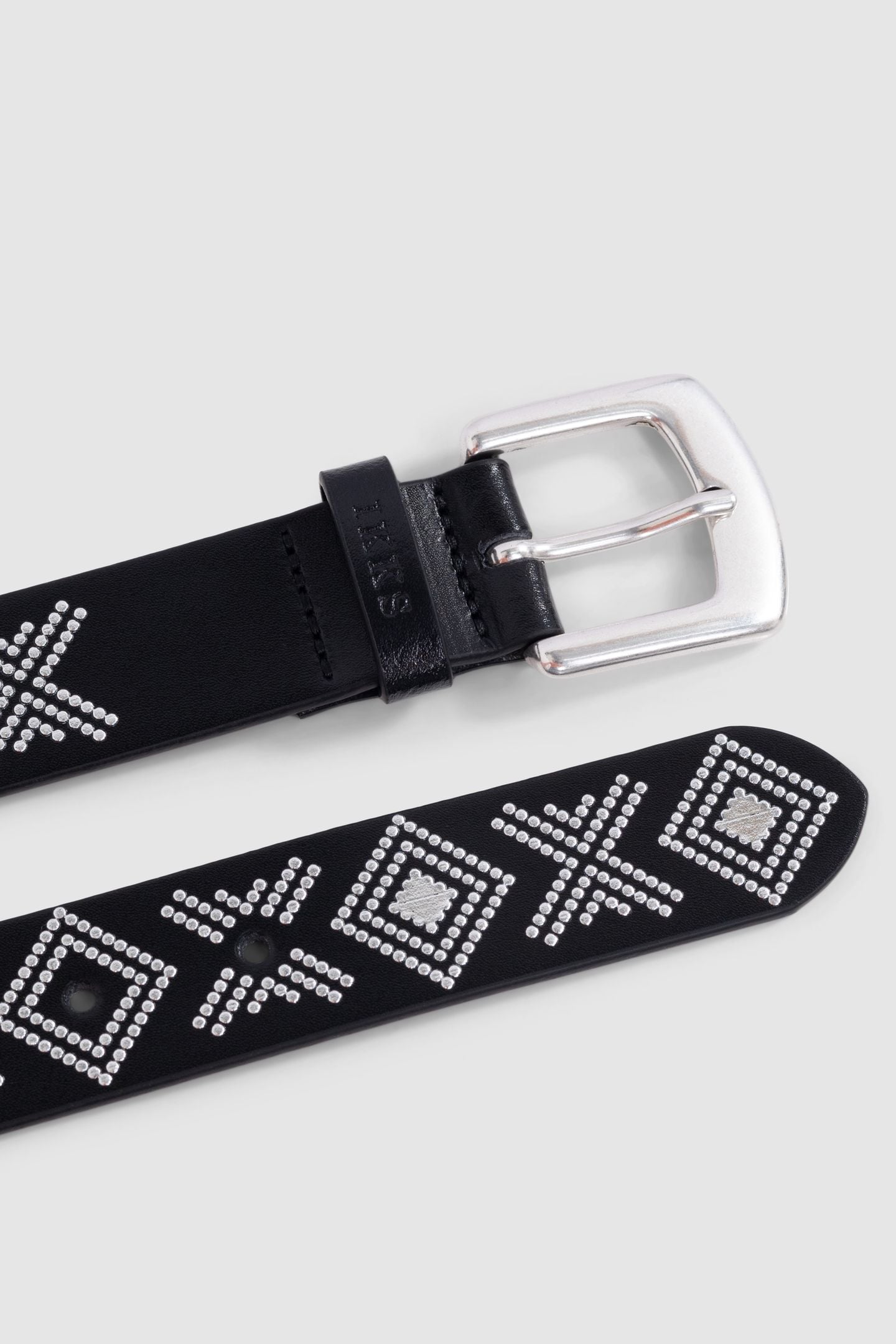 BLACK LEATHER BELT WITH MICRO STUD DECORATION 2