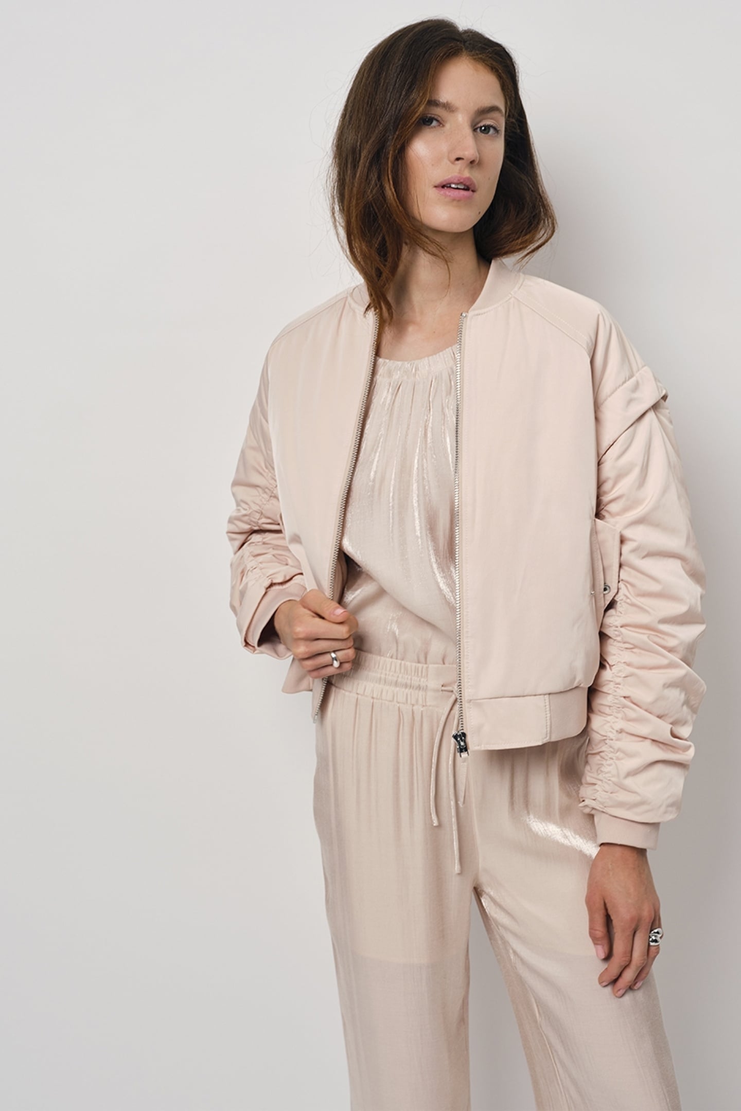 SOIR SHIMMER WIDE LEG PANTS PEACH FUZZ 2