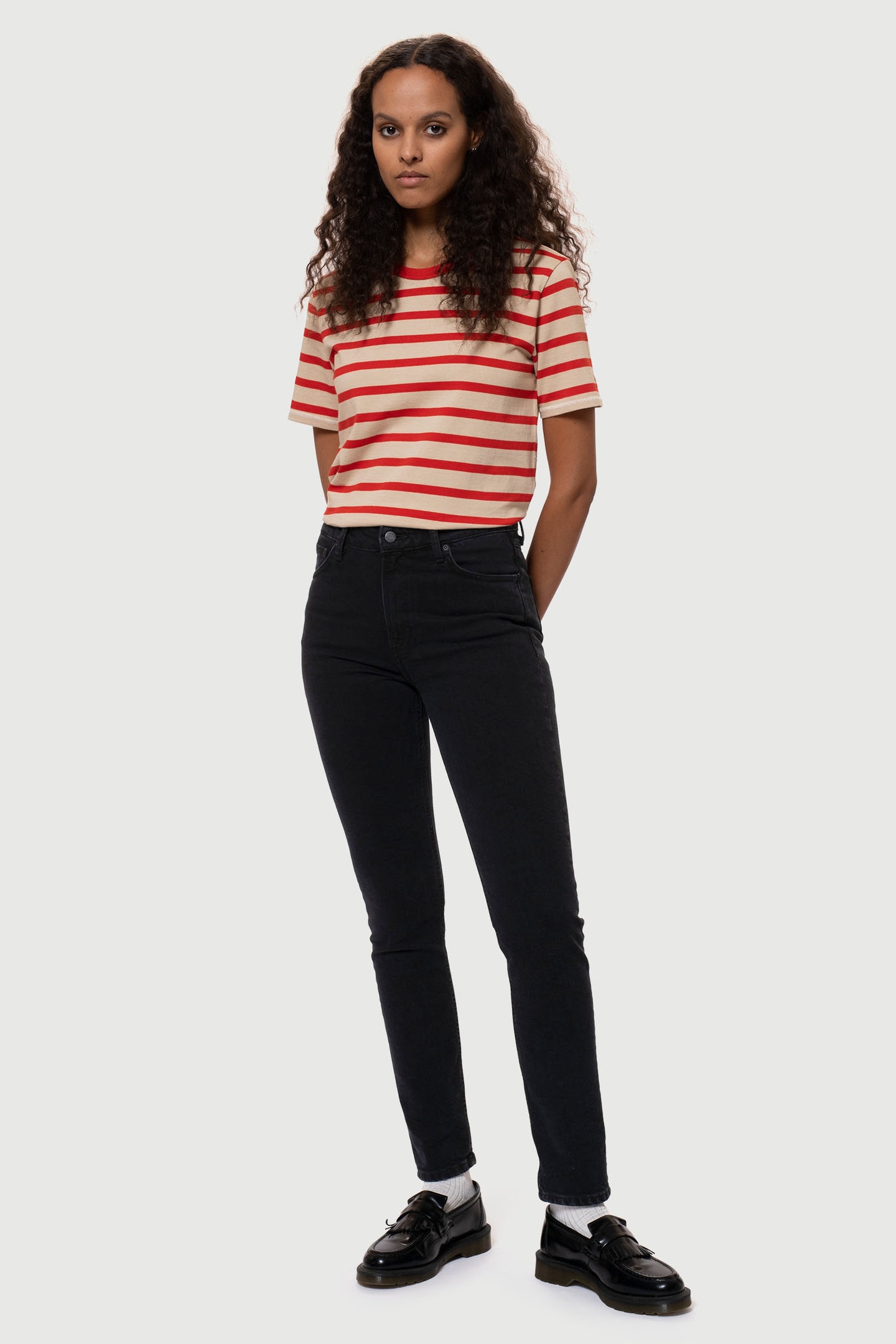 MELLOW MAE SO BLACK 2