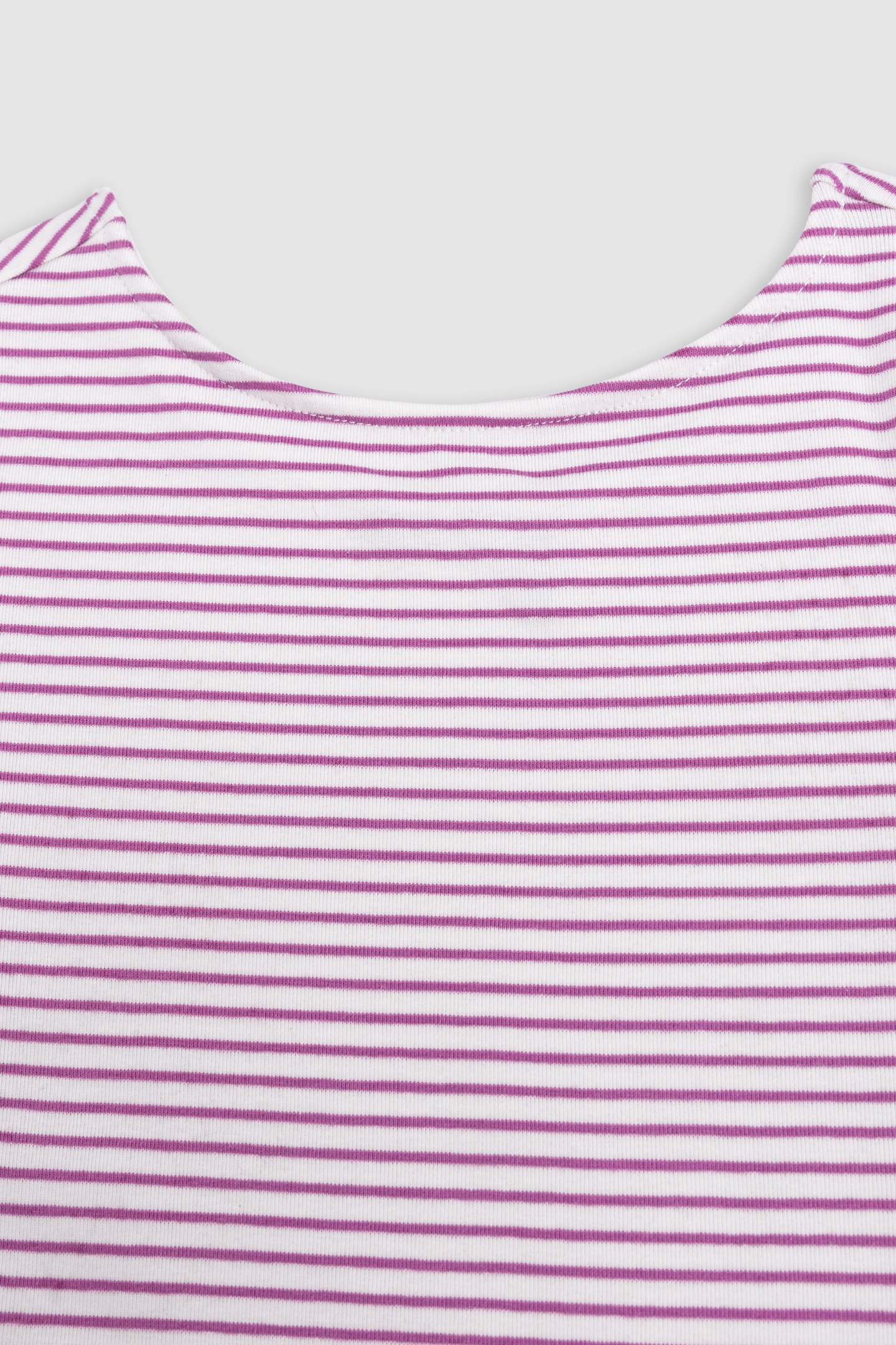 WHITE T-SHIRT WITH LIGHT PURPLE STRIPES 3