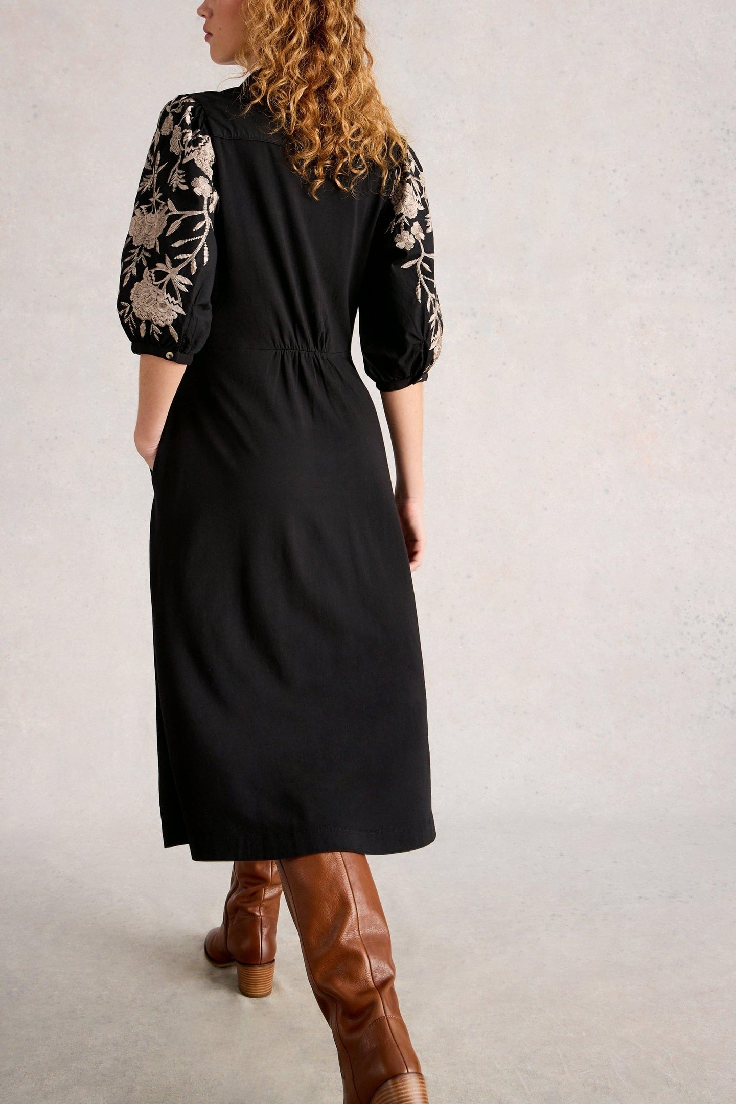 RUA EMBROIDERED JERSEY DRESS PURE BLACK 3