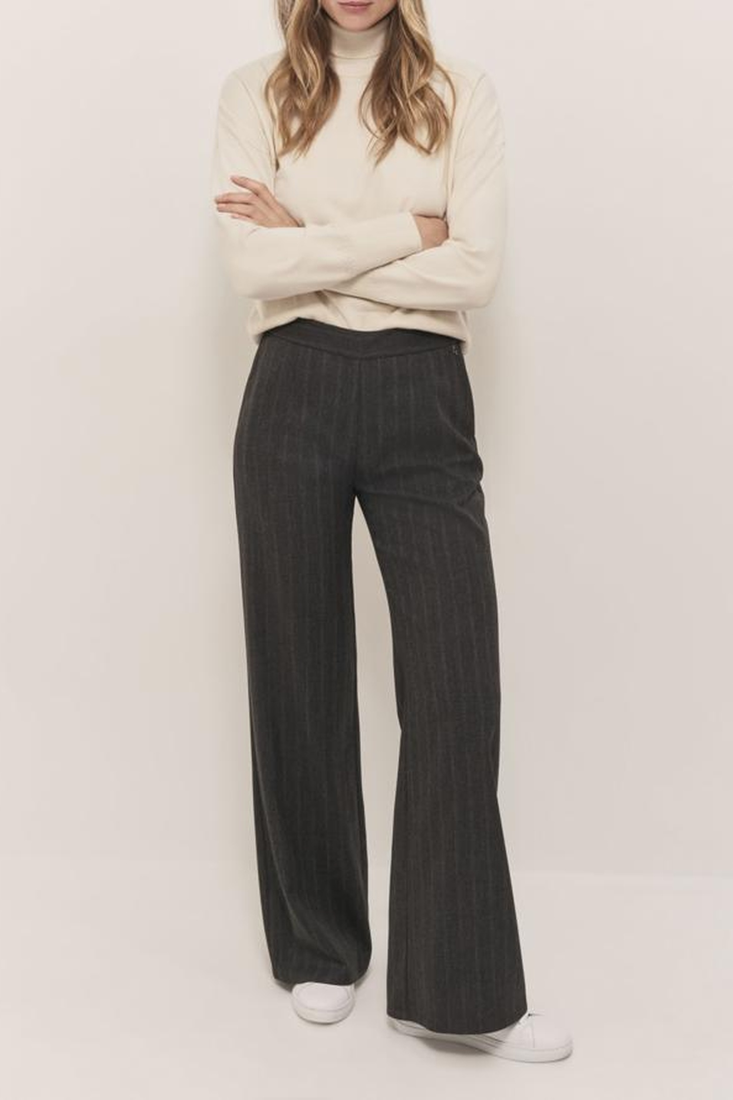 PETRO - ANTHRACITE FLARED TROUSERS WITH STRIPE PATTERN 4