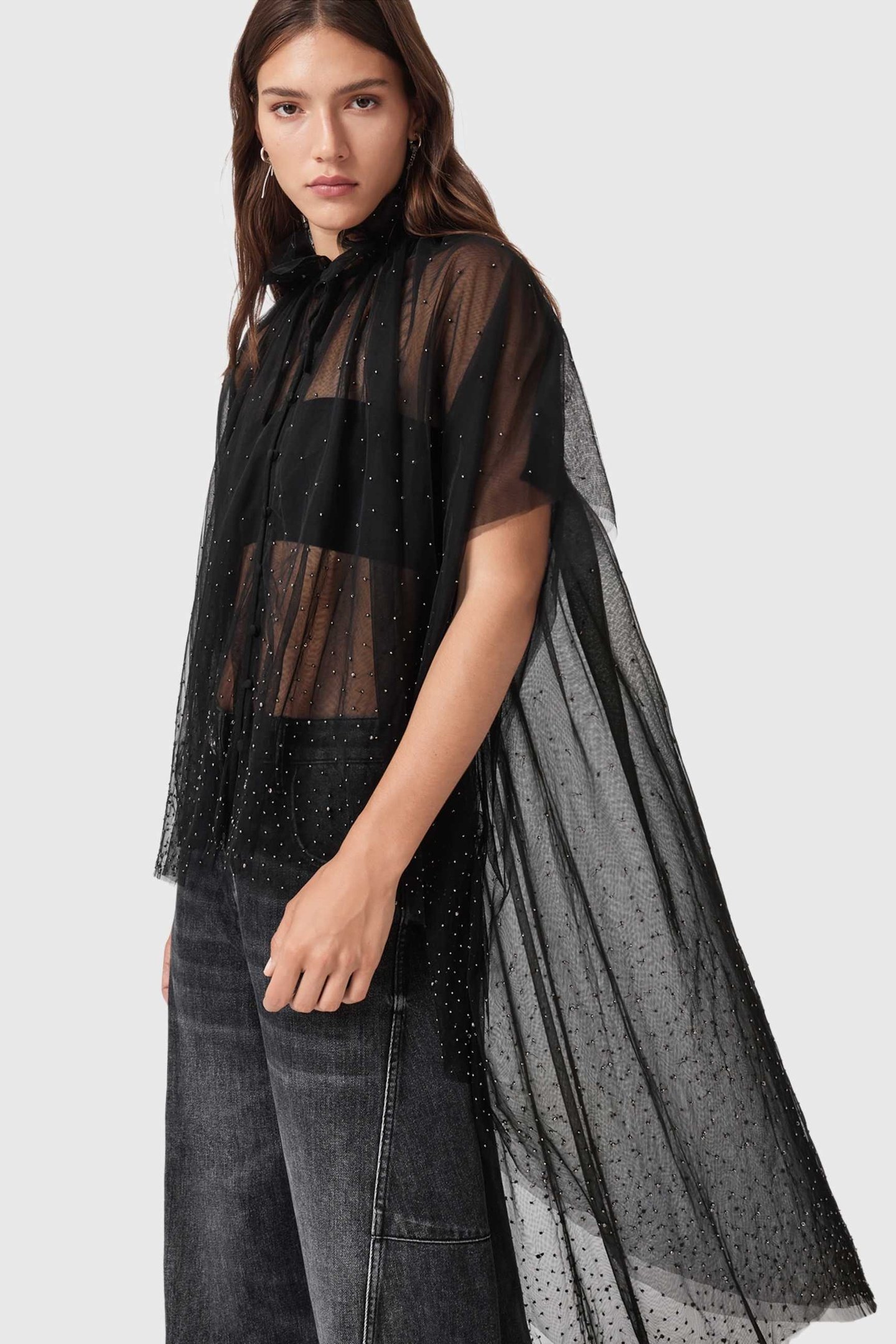 SEZ EMB TULLE CAPE BLACK 1