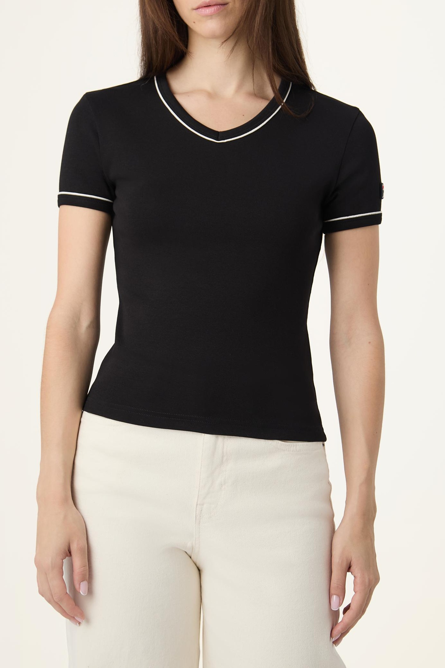 PORTELLO SLIM V-NECK T-SHIRT BLACK 1