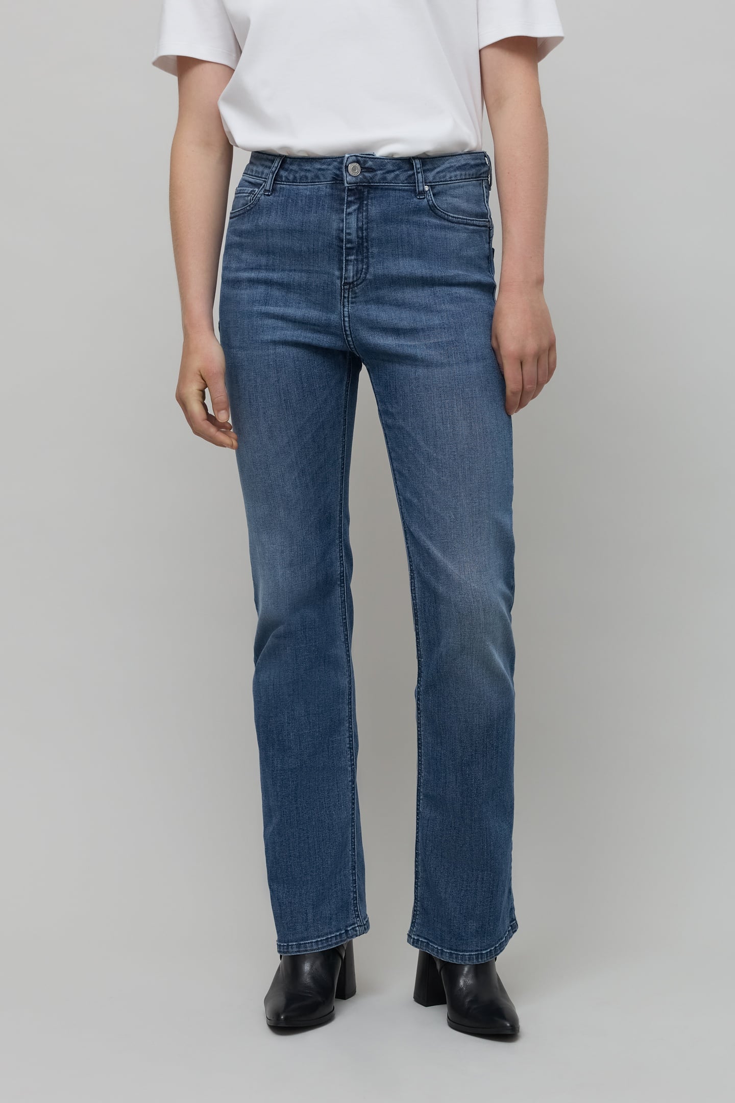 BLUE GREEN BOOTCUT JEANS 2