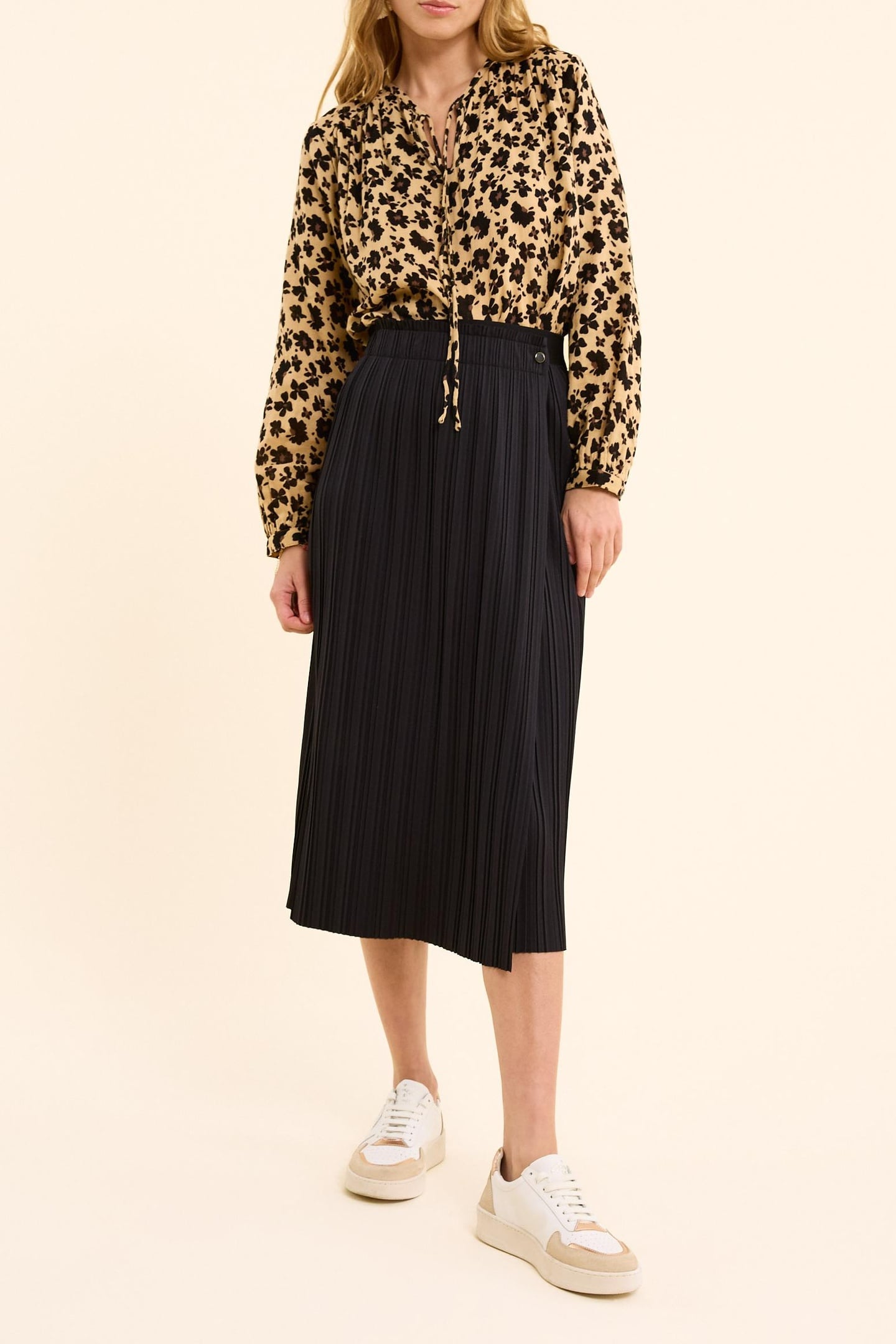 FLORAL LEO PRINT BEIGE BLOUSE ECRU 3