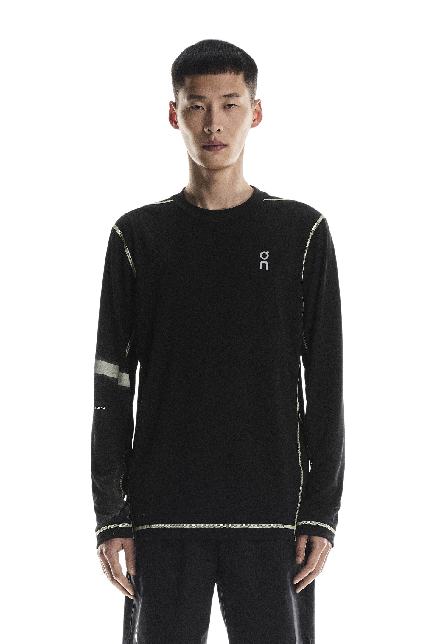 ACTIVE LONG-T GRAPHIC 1 M BLACK 2