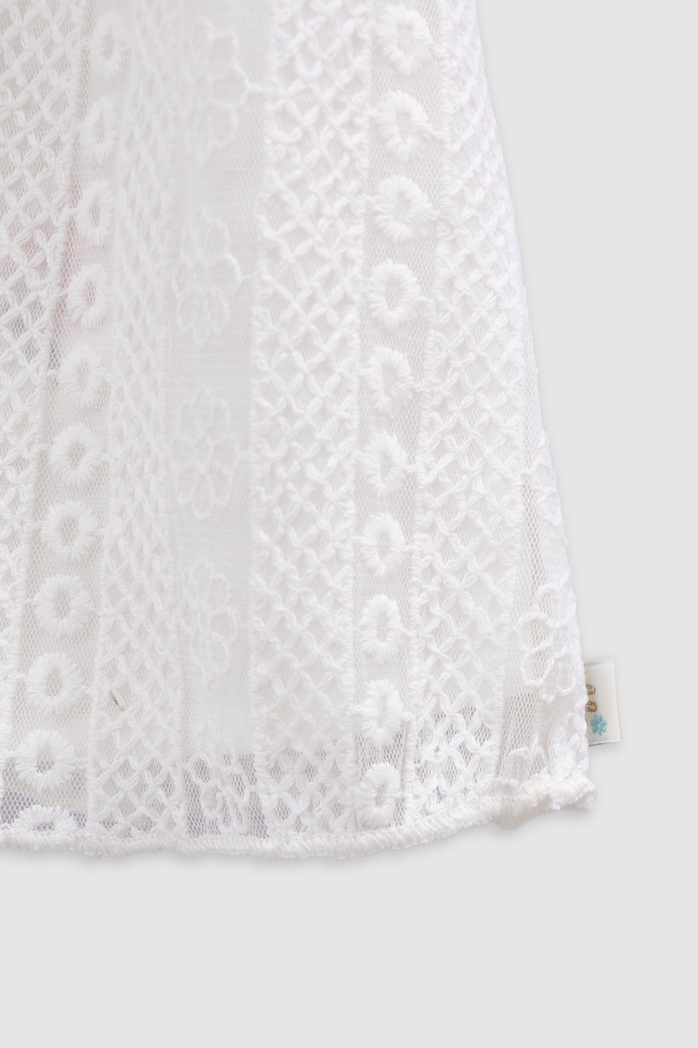 ECRU LACE DRESS WITH FLOUNCED BIB 4