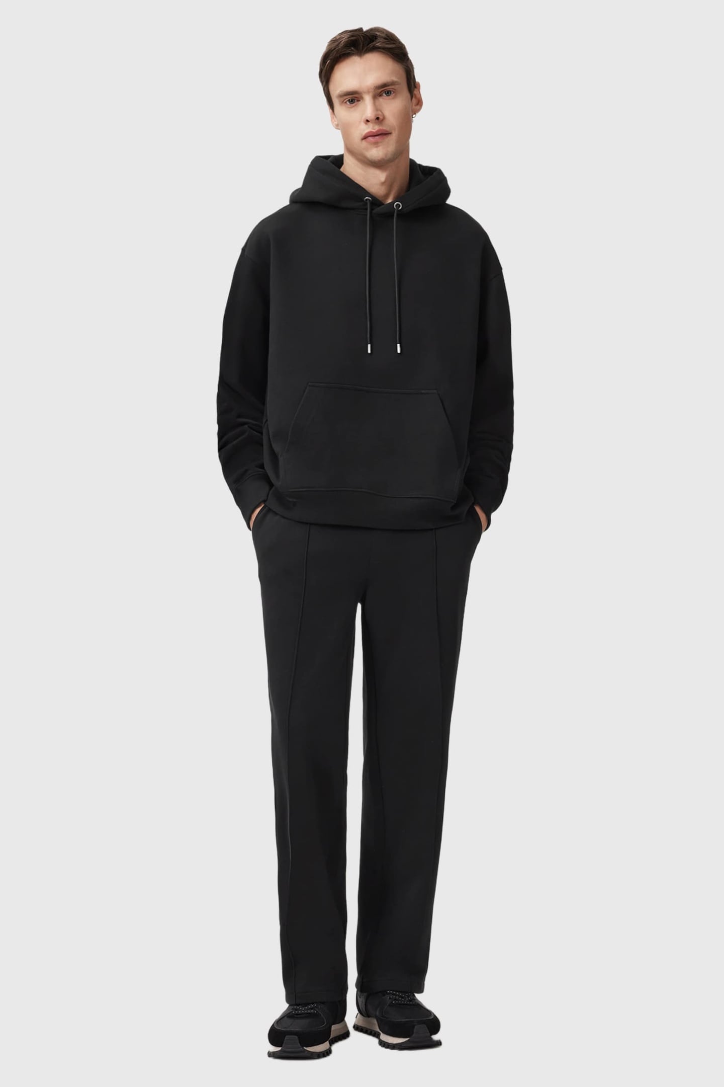 MILO OTH HOODY JET BLACK 2