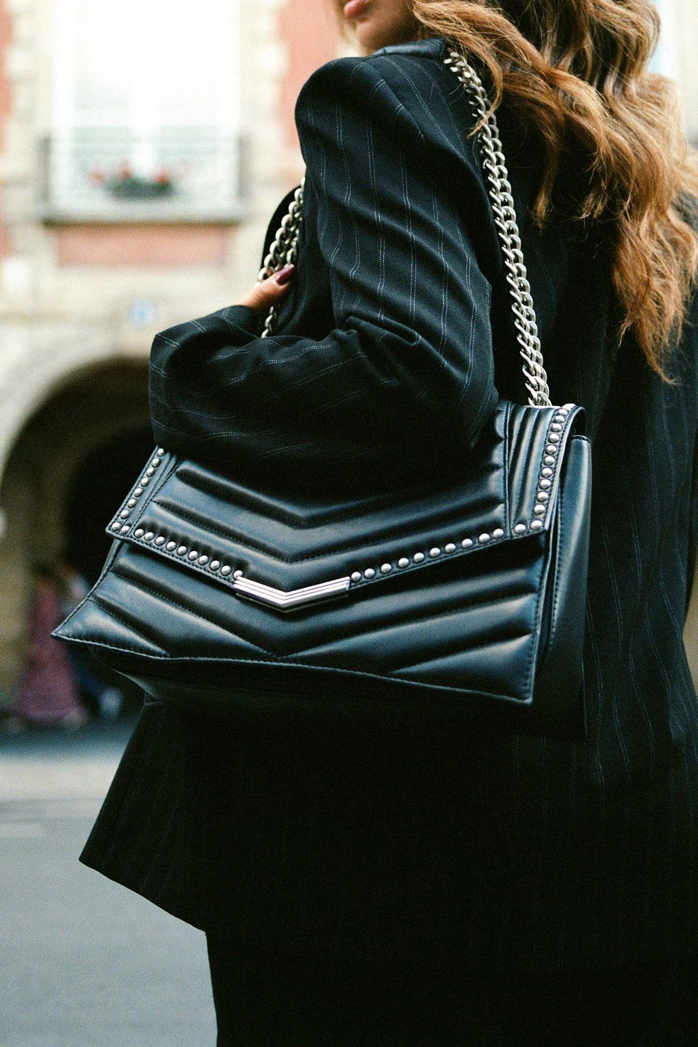 BLACK STUDDED LEATHER THE 1 ROCK BAG SIZE L 8