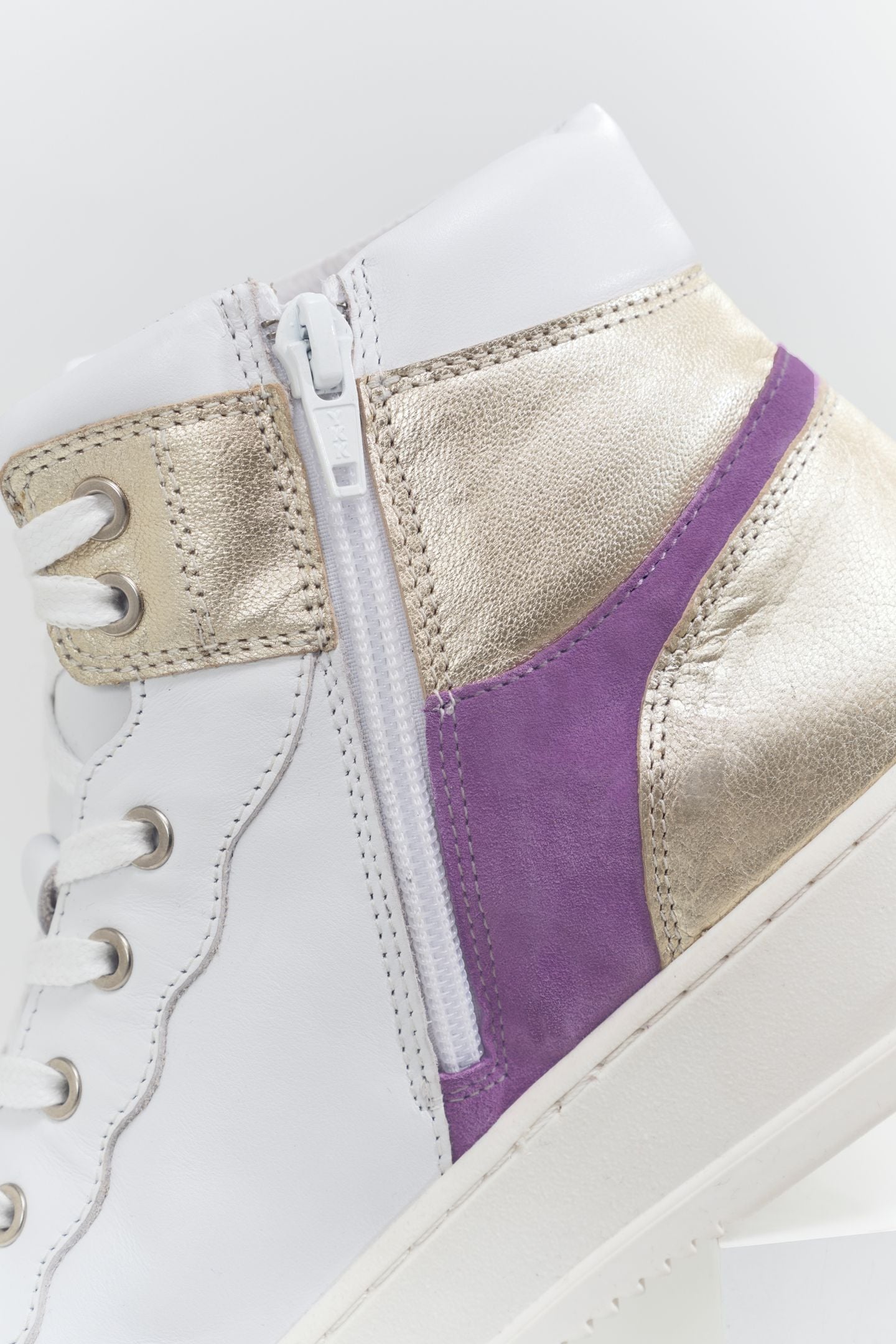 O.QUEEN - WHITE, PURPLE, GOLD LEATHER SNEAKERS 5