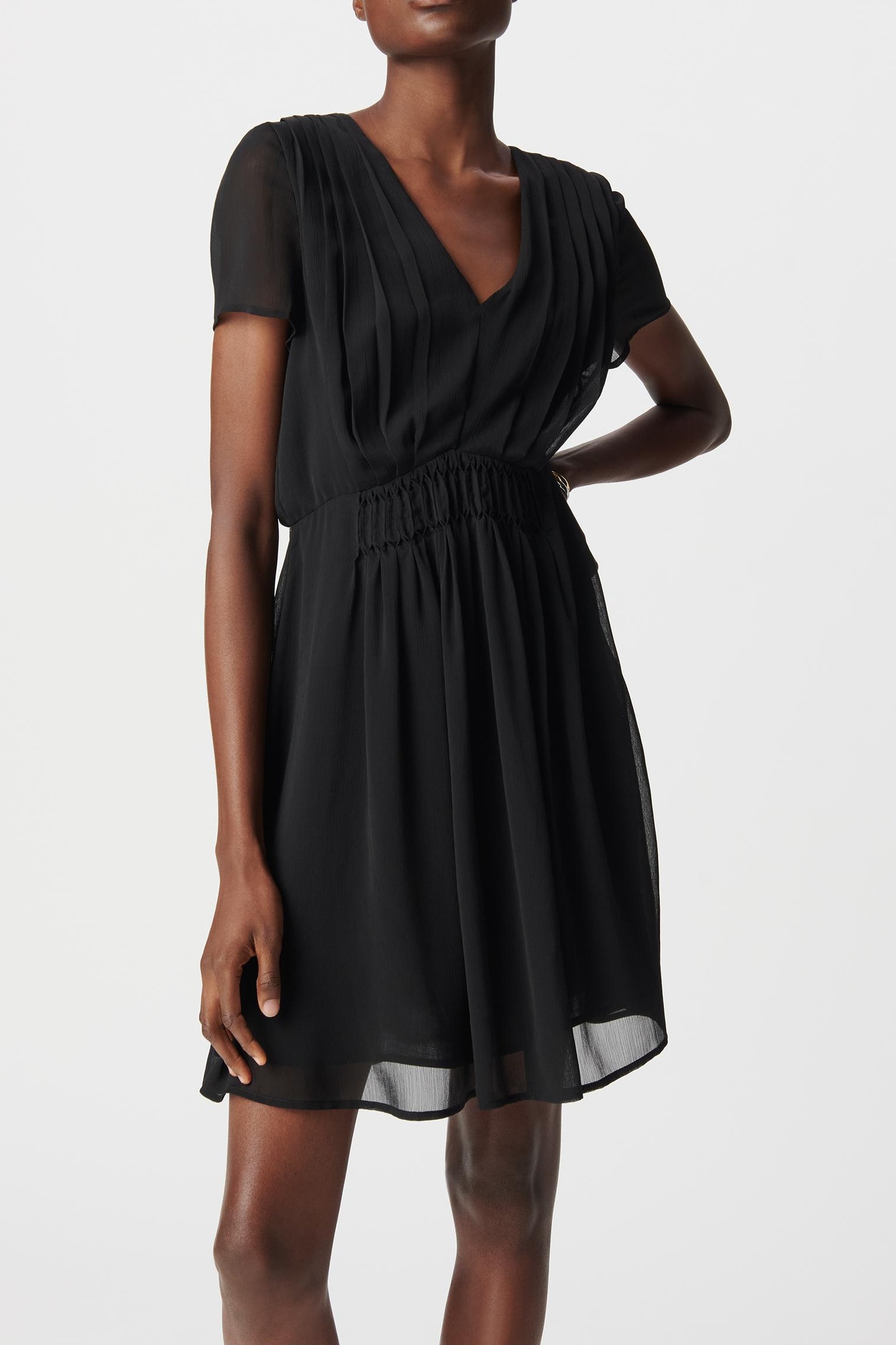 BLACK DRESS WITH PLEATED WAIST DETAIL 2