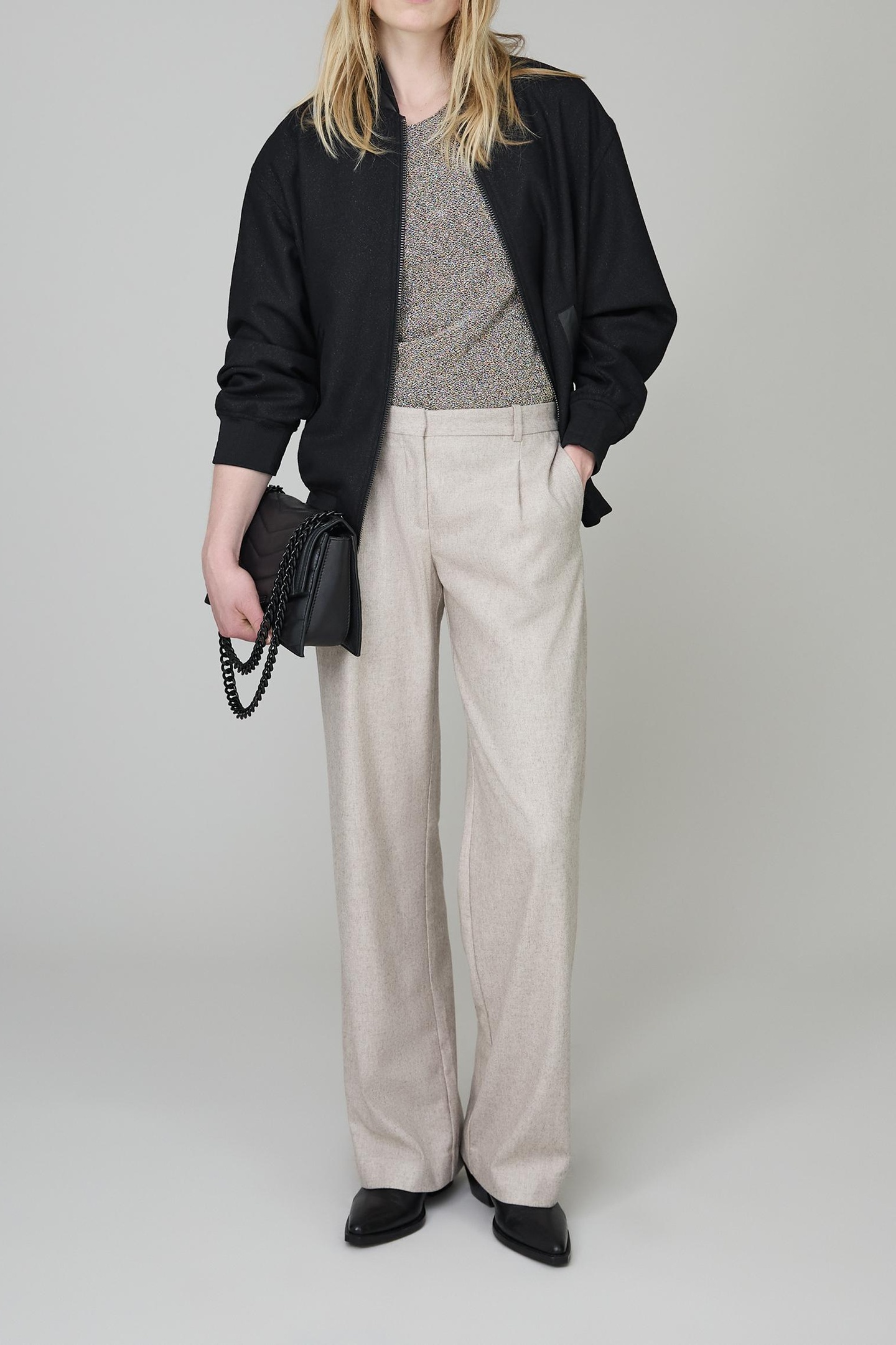 PURE EDITION-OVERSIZE SEQUINED BLACK BOMBER 1