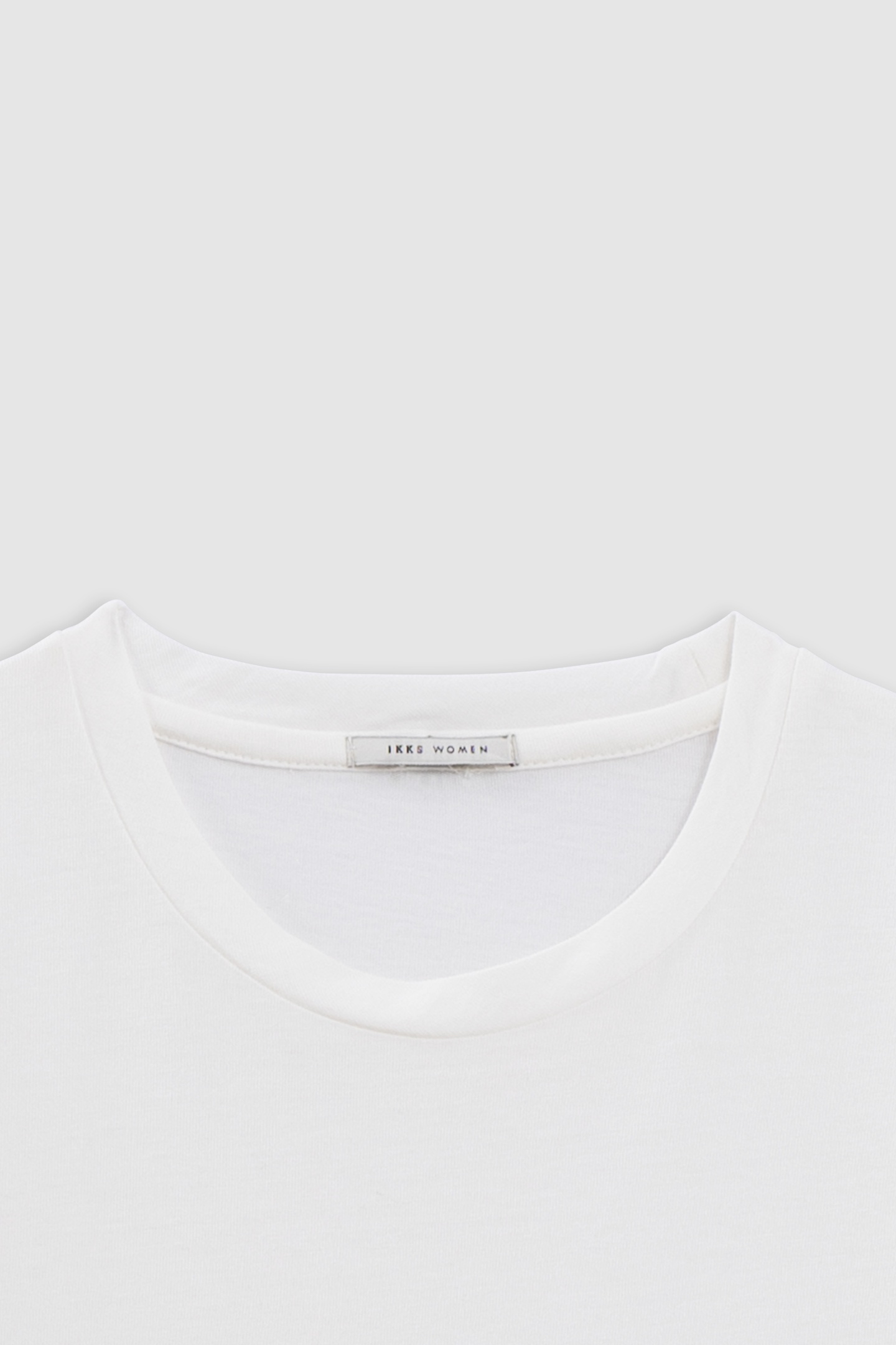 WHITE V-NECK T-SHIRT WITH SKULL IMAGE 3