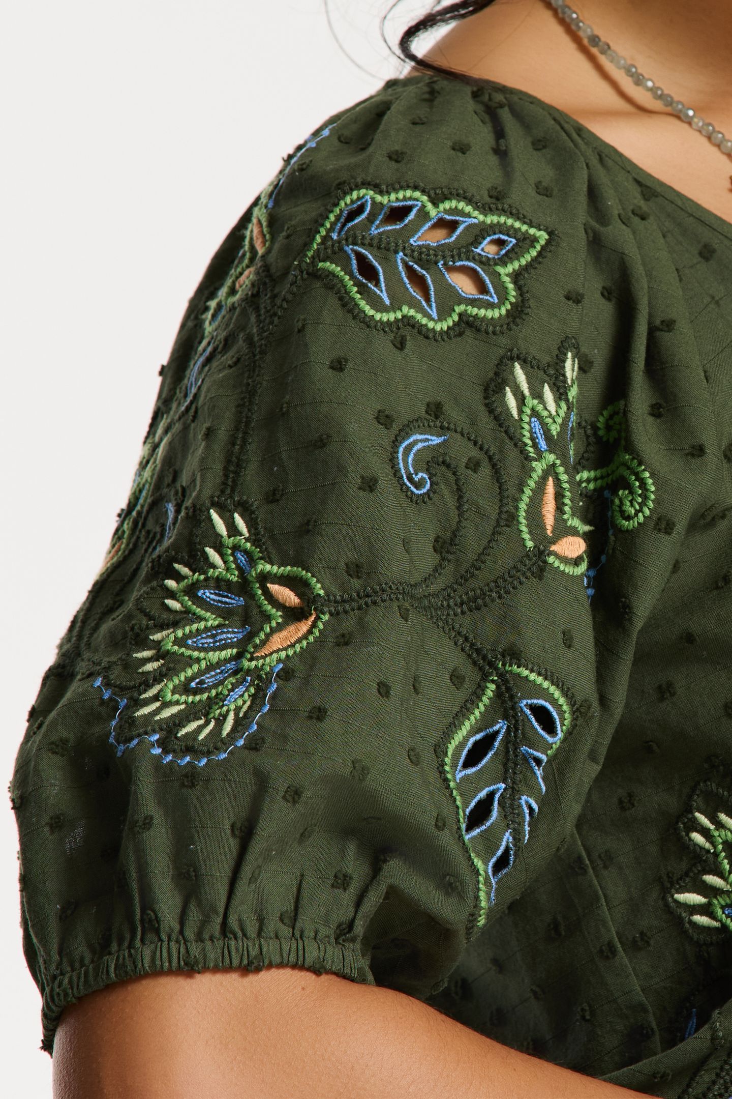 ERIN DOBBY BLOUSE GREEN PINES DOBBY 9