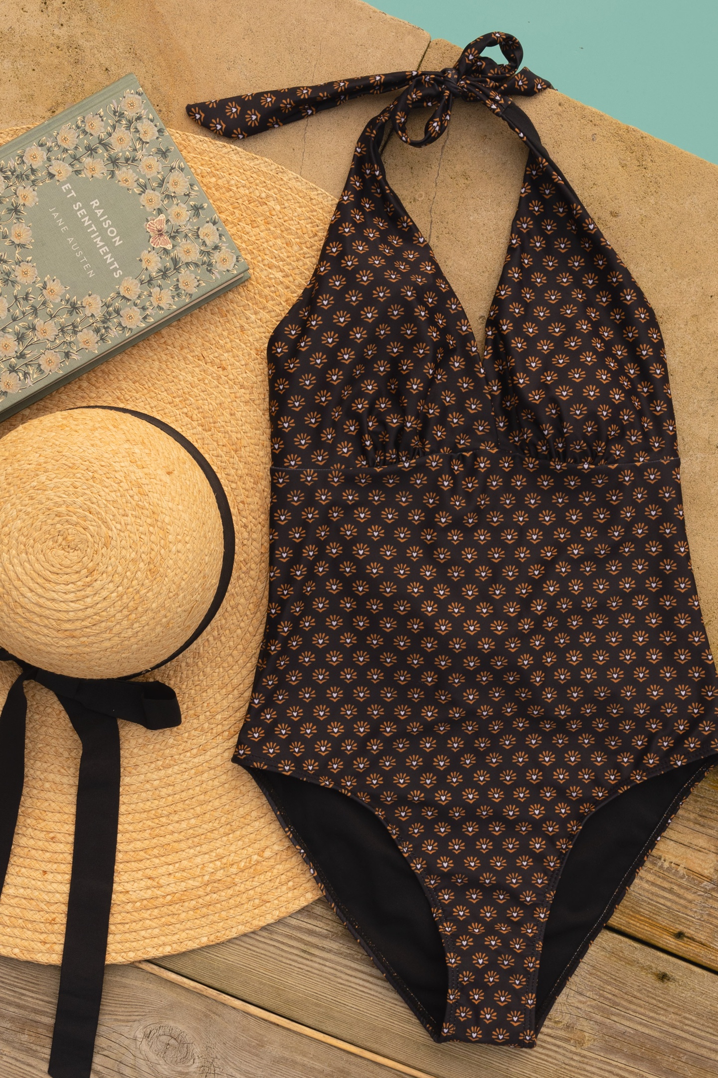 BLACK SWIMSUIT WITH FLORAL HEART PRINT BLACK 9