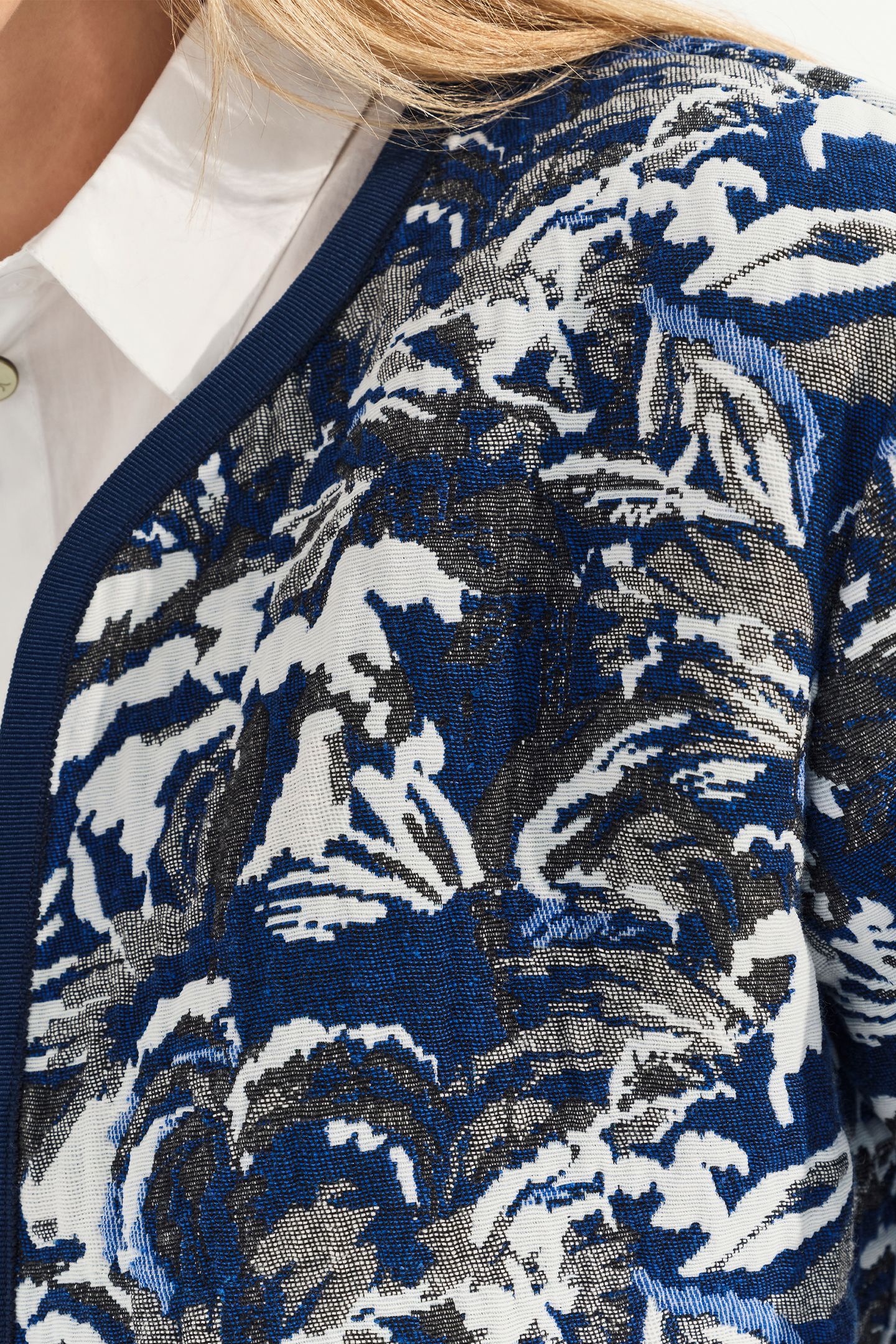 DORES - REVERSIBLE JACKET WITH ECRU JACQUARD WITH FOAM PATTE 3