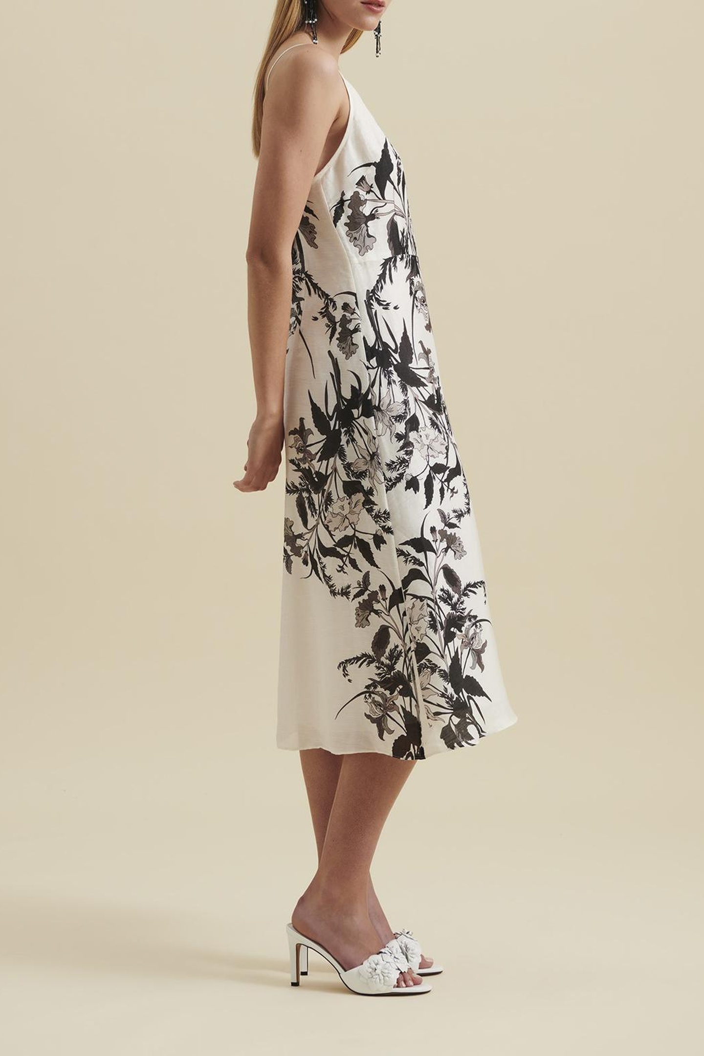 GIXANE BLACK/WHITE 3