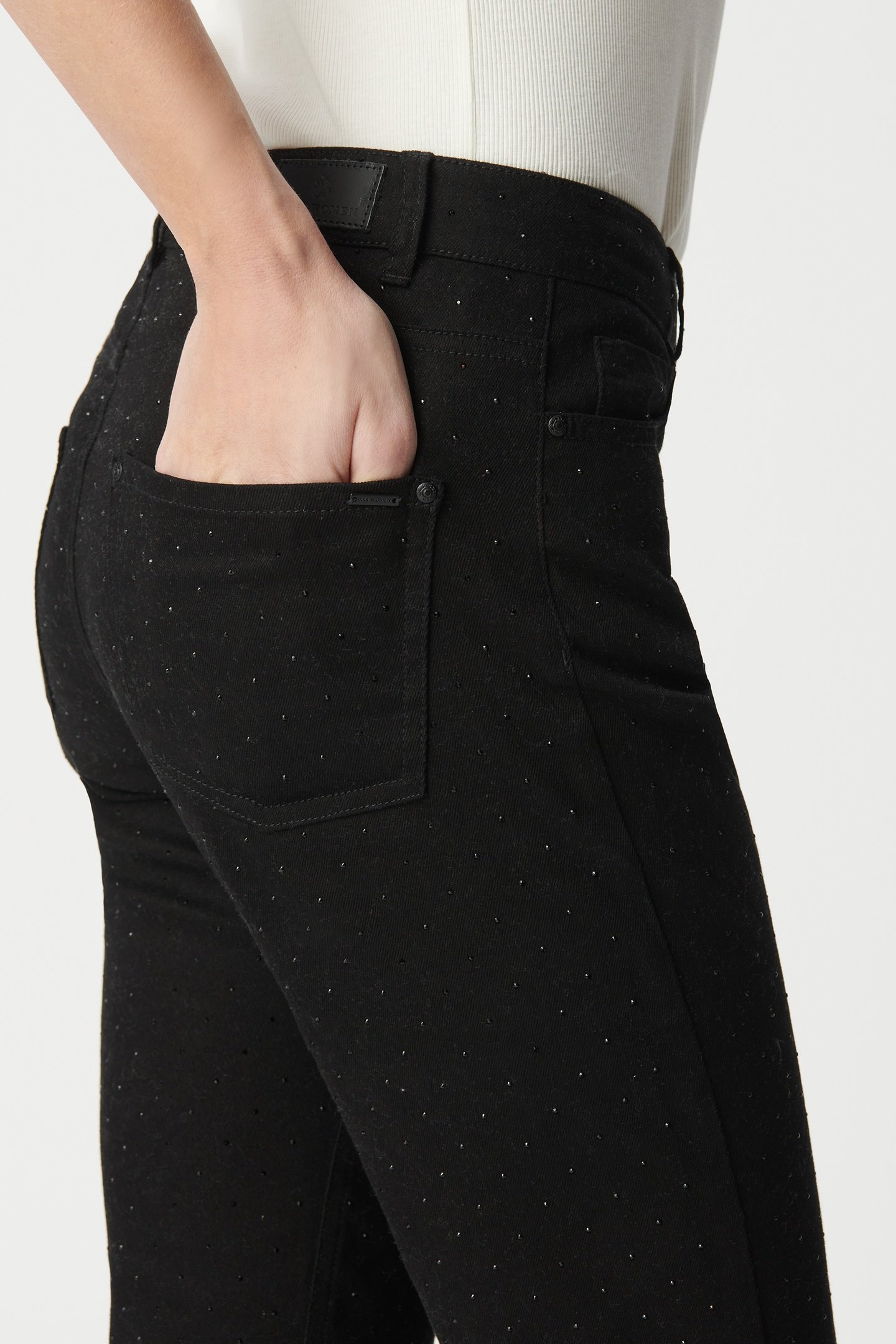 JANIS BLACK RHINESTONE STRAIGHT-LEG JEANS 6