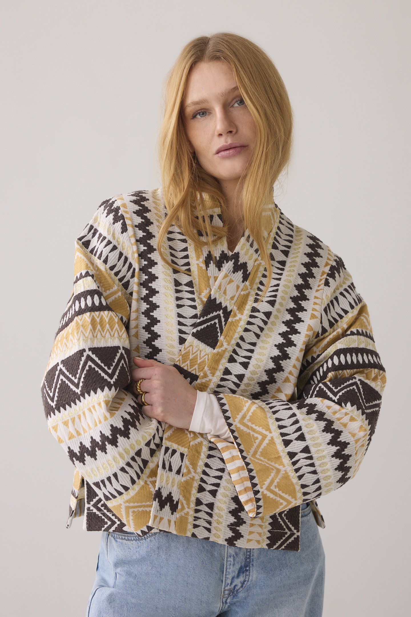 SHORT JACKET GEO AZTEK SOFT CAMEL 1