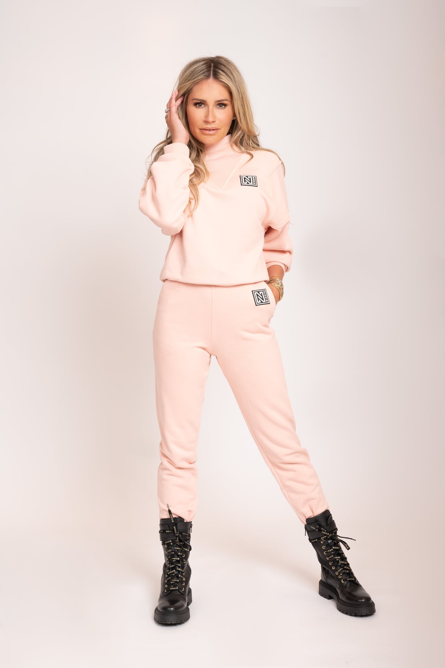 UMEKO SWEAT PANTS SILVER PINK 1