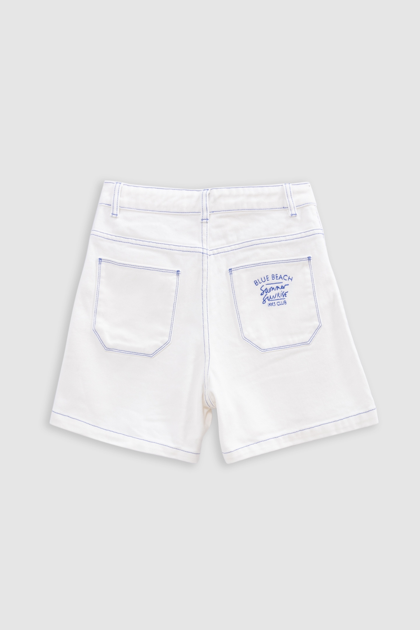 WHITE DENIM SHORTS WITH BLUE STITCHING 2