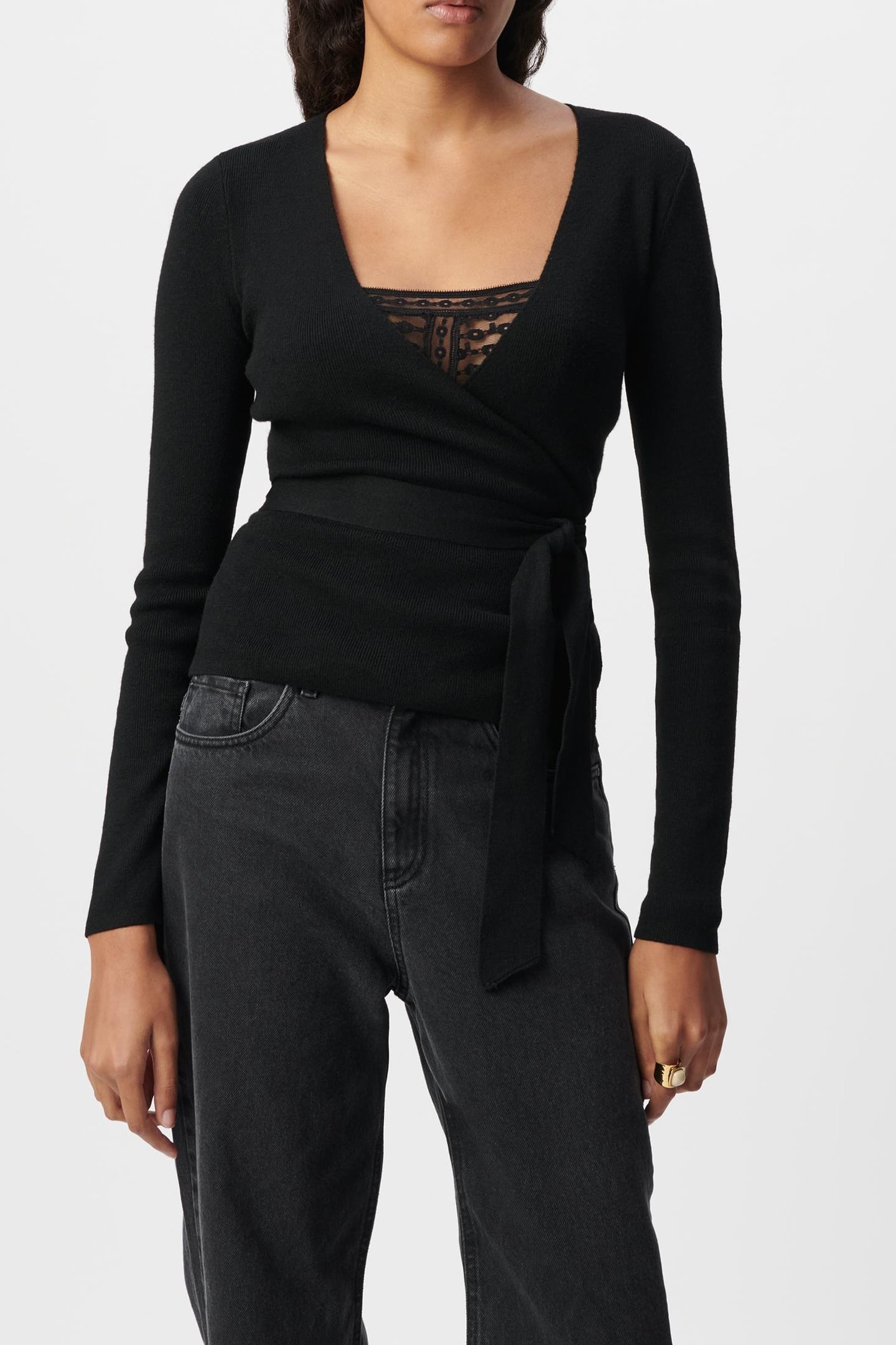 BLACK BELTED WRAP-AROUND SWEATER 2