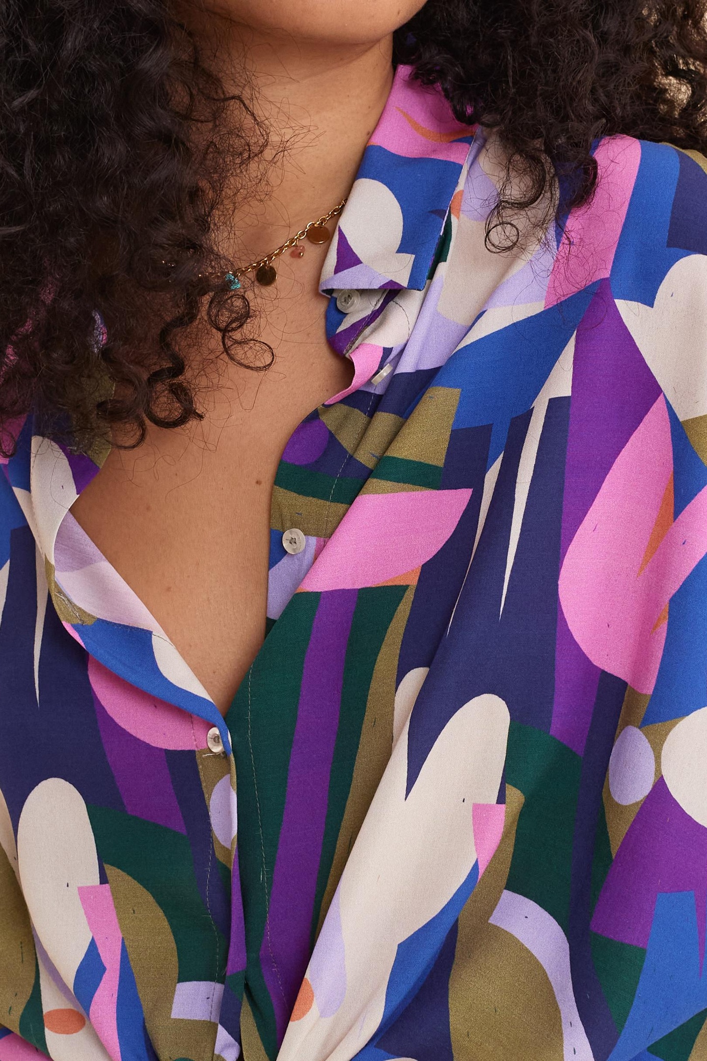 BEIGE SHIRT WITH GRAPHIC FLORAL PRINT MULTICO 6