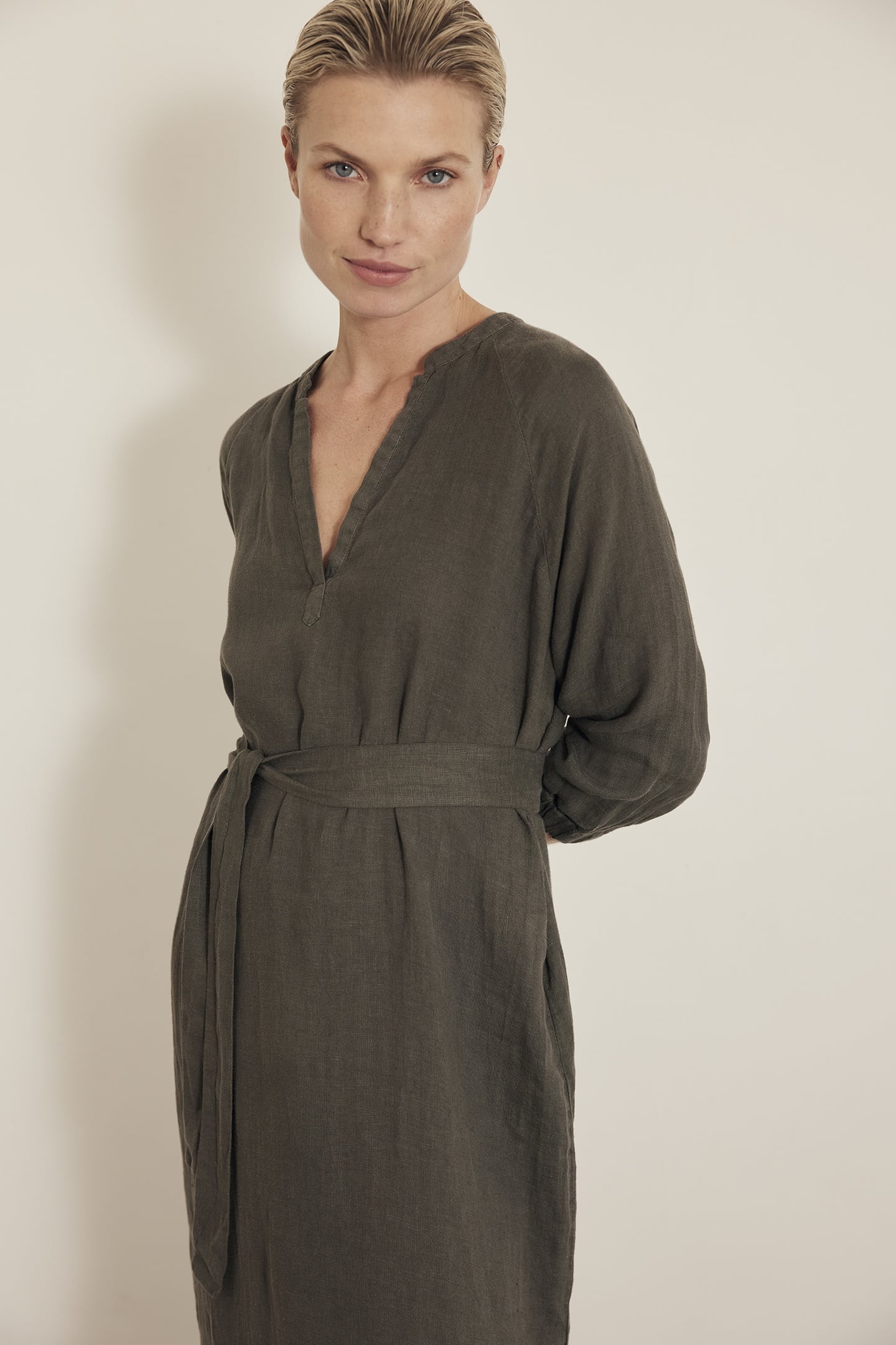 KIARA DRESS GRAPHITE 2