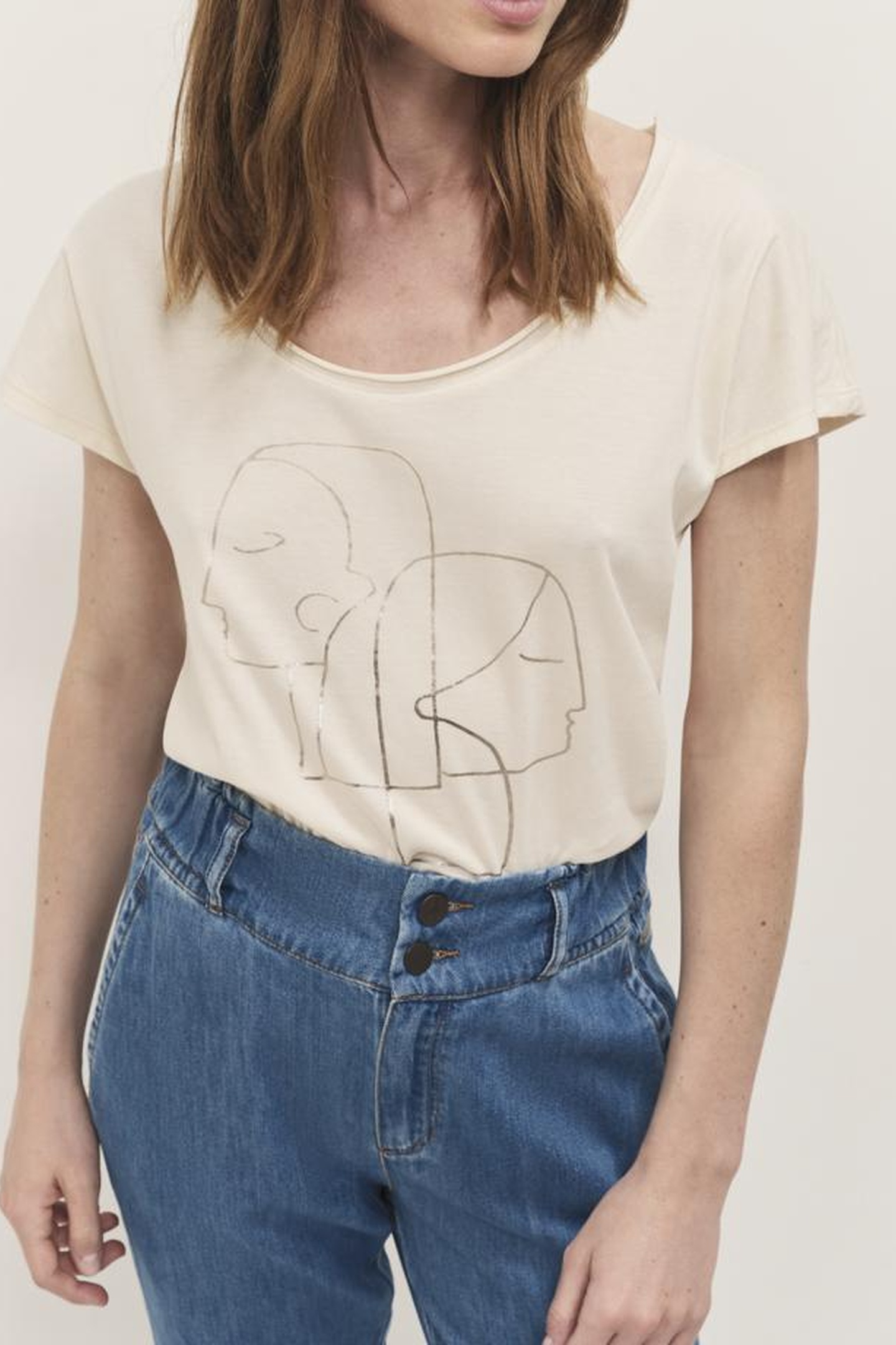 MALIA - ECRU VISUAL DANCERS COPPER FOIL T-SHIRT 1