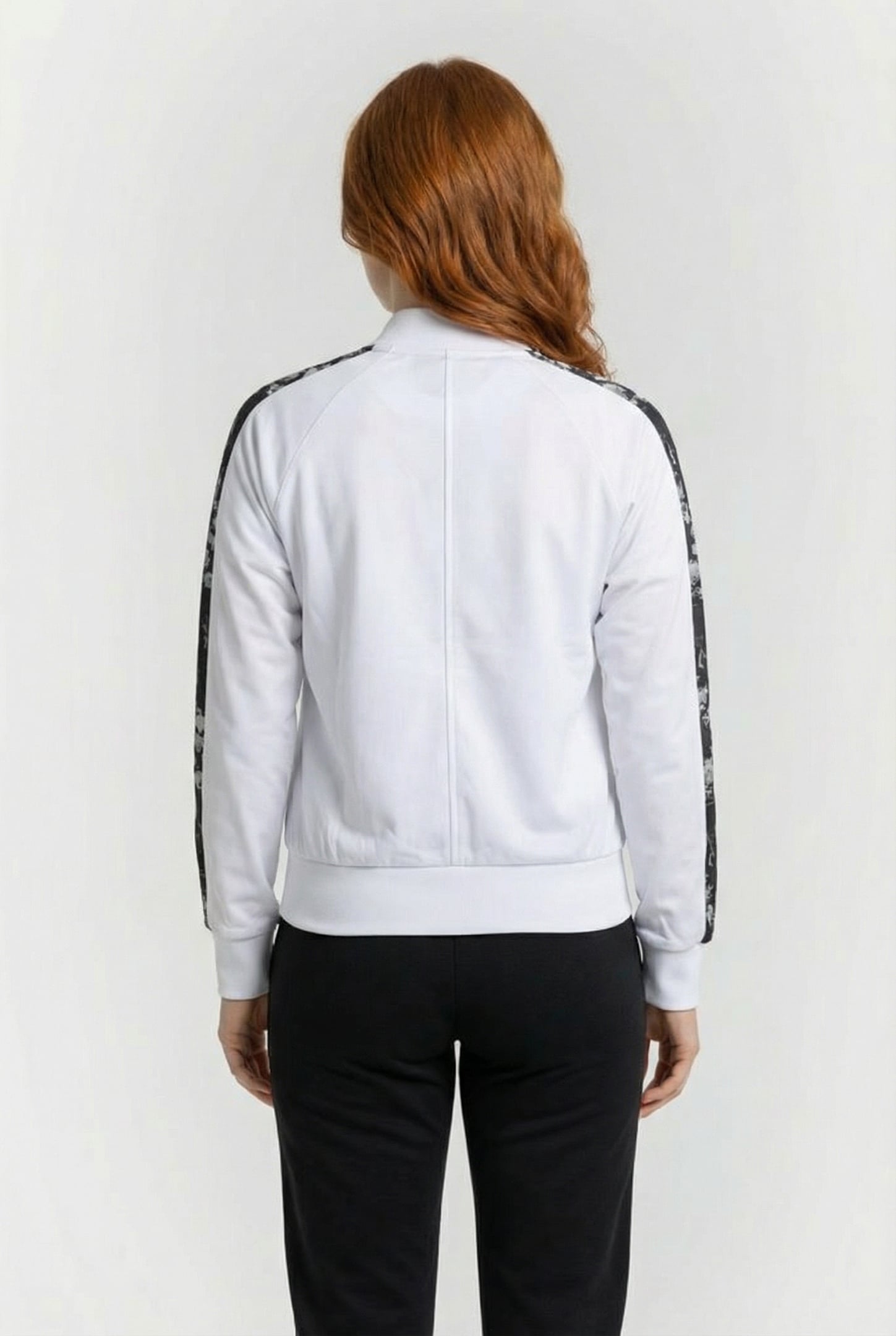 W RELAX IV TEAM JACKET WHITE BLACK MULTI 2