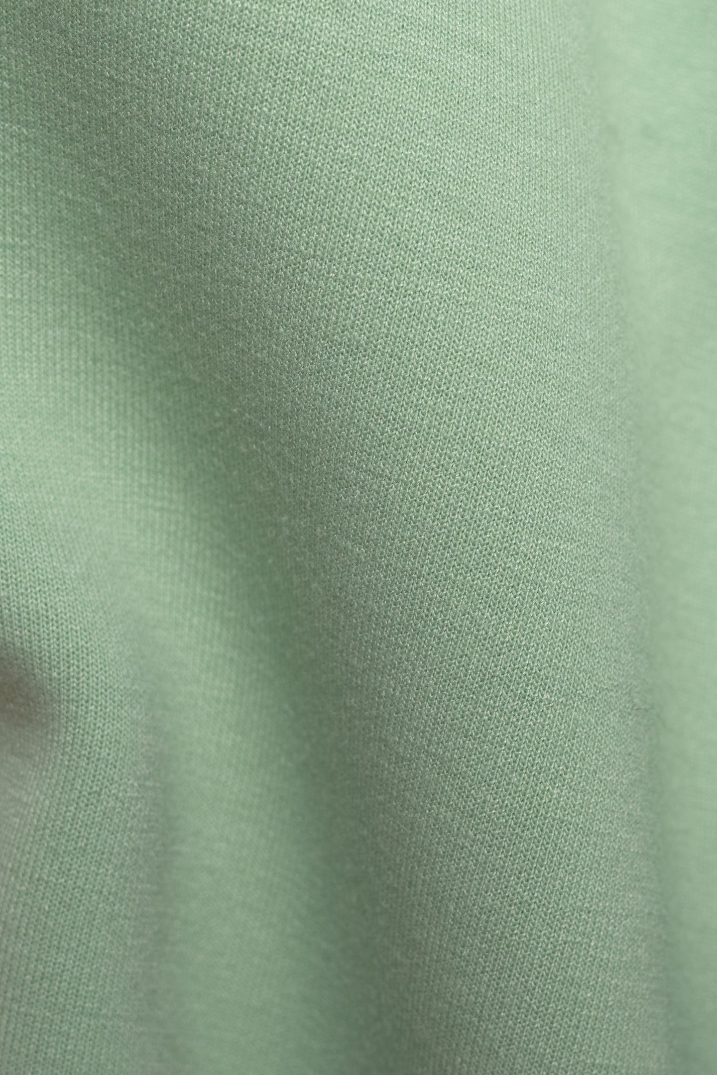 BATTLE GREEN BERMUDA SHORTS WITH PALM TREE MOTIF 5