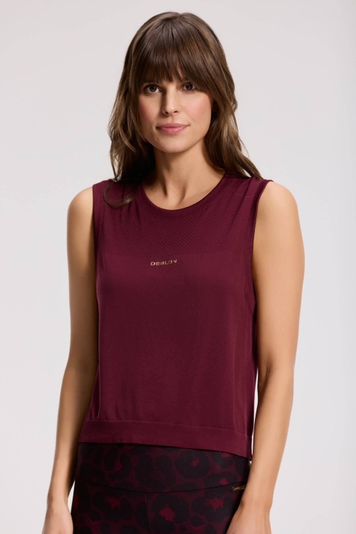 SUZY SEAMLESS CROPPED TOP BORDEAUX 2