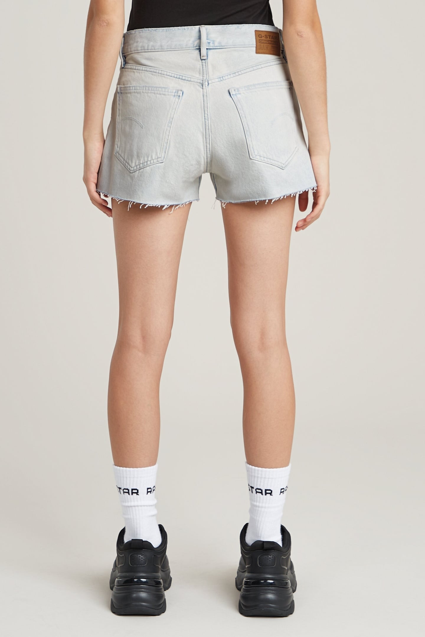 TRUE SHORT RAW EDGE BEACHED FADED CLIFTON BLUE 3