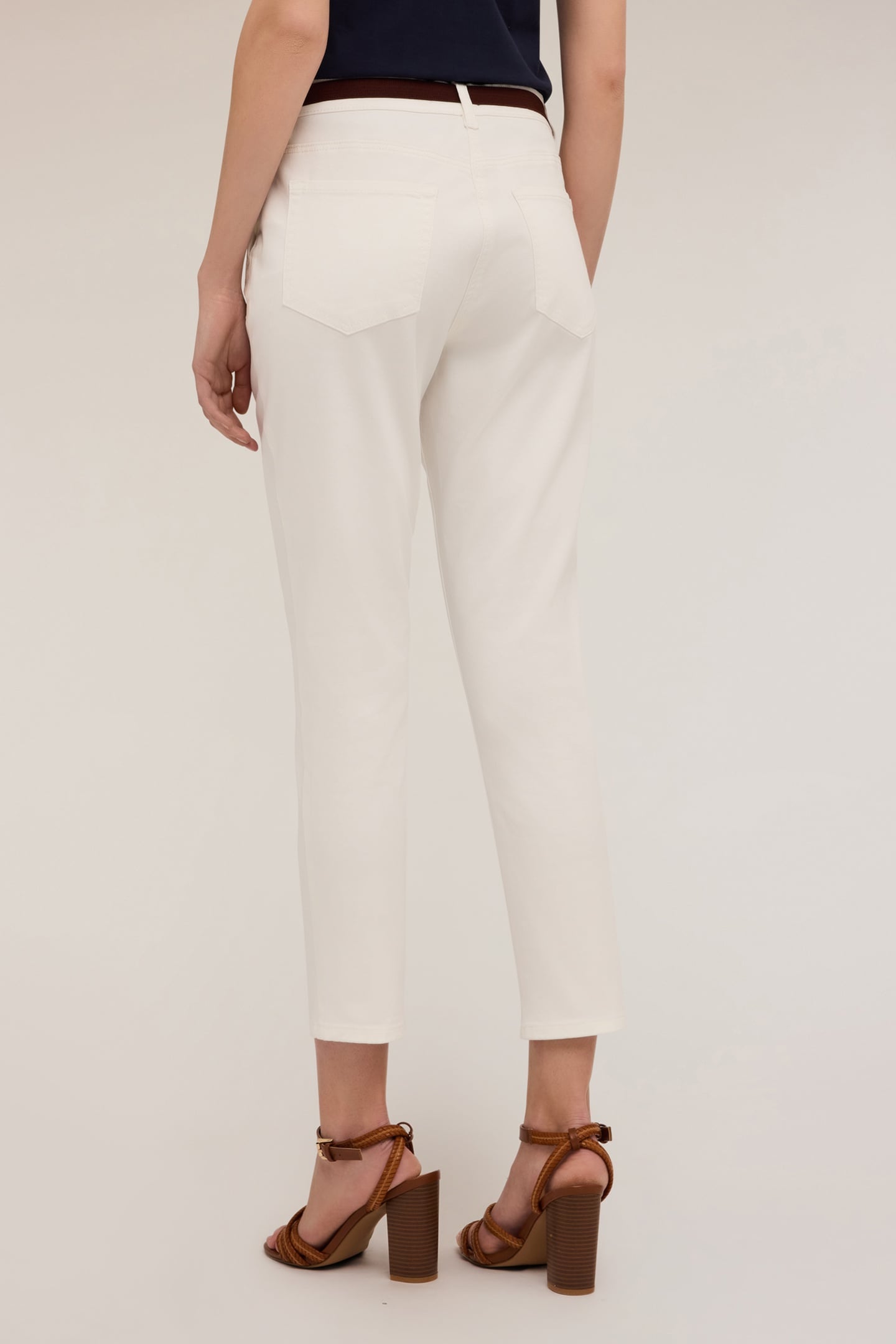 REGULAR TROUSERS WITH METAL BUTTONS WHITE 3