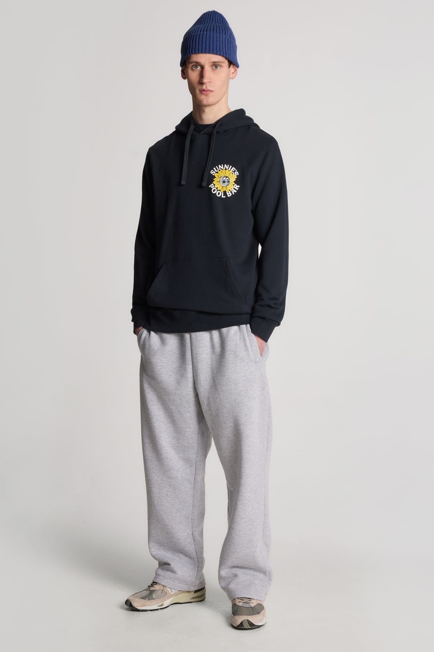 SUNNIES POOL BAR GRAPHIC PULLOVER HOODIE DARK NAVY 1
