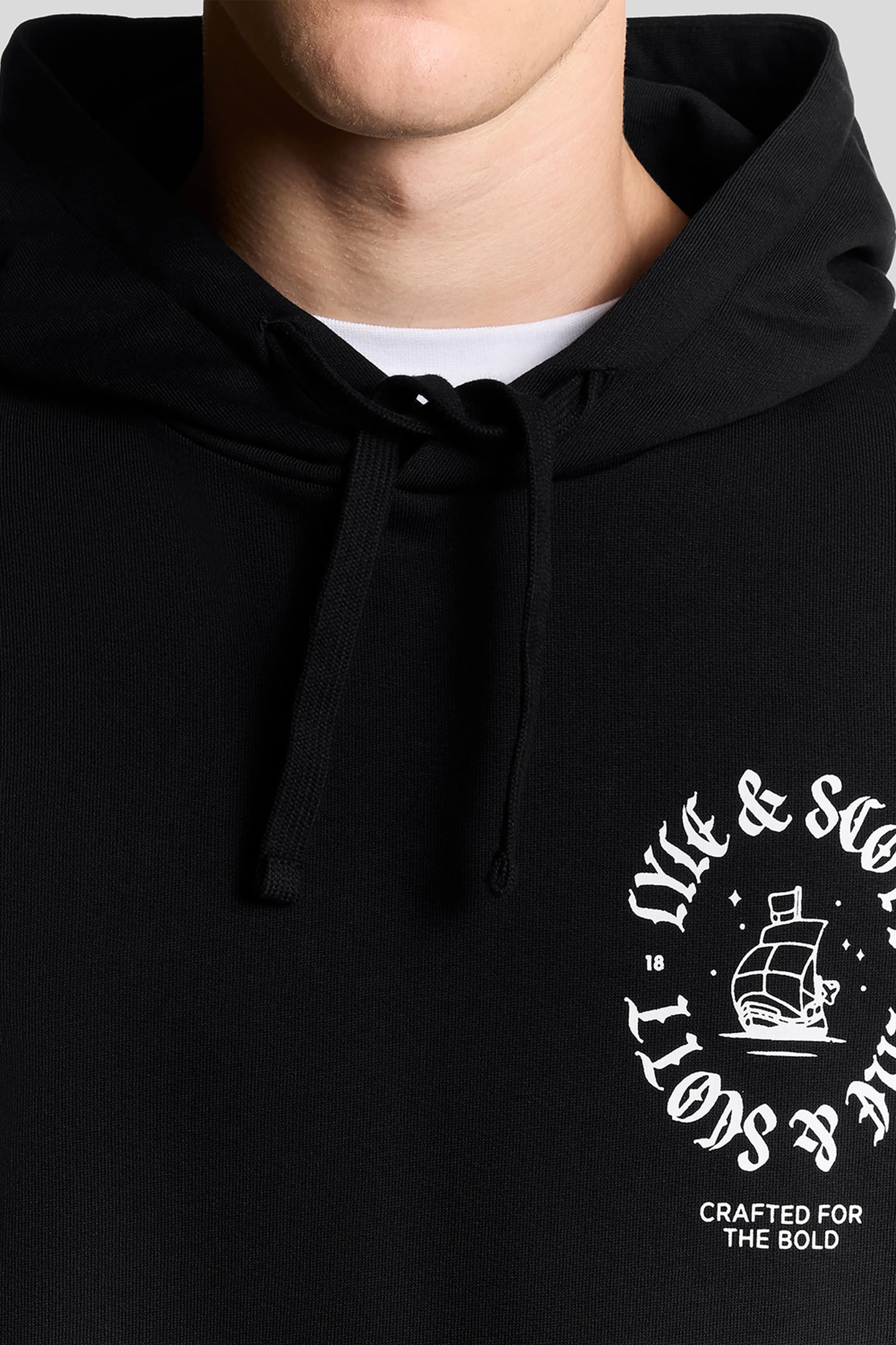 SHIP INSIGNIA GRAPHIC HOODIE JET BLACK 6