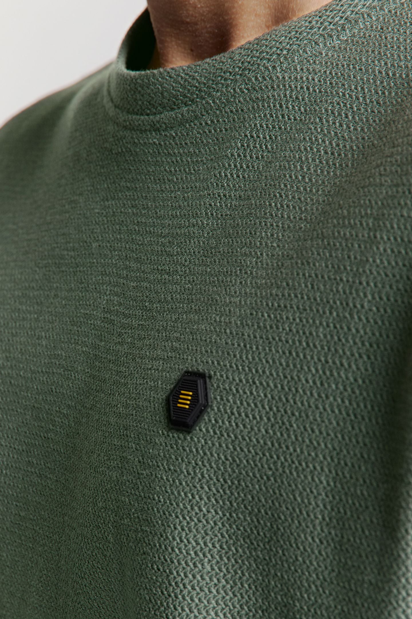 T-SHIRT CREWNECK SOLID RELIEF JACQUARD DARK STEEL 7