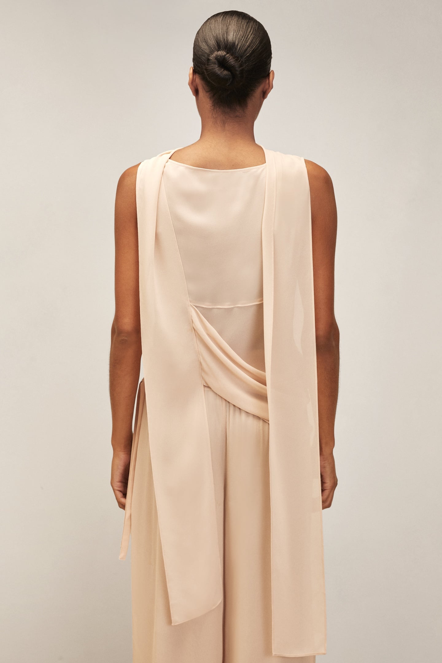 PANEL DETAIL SHELL TOP PALE PINK 2